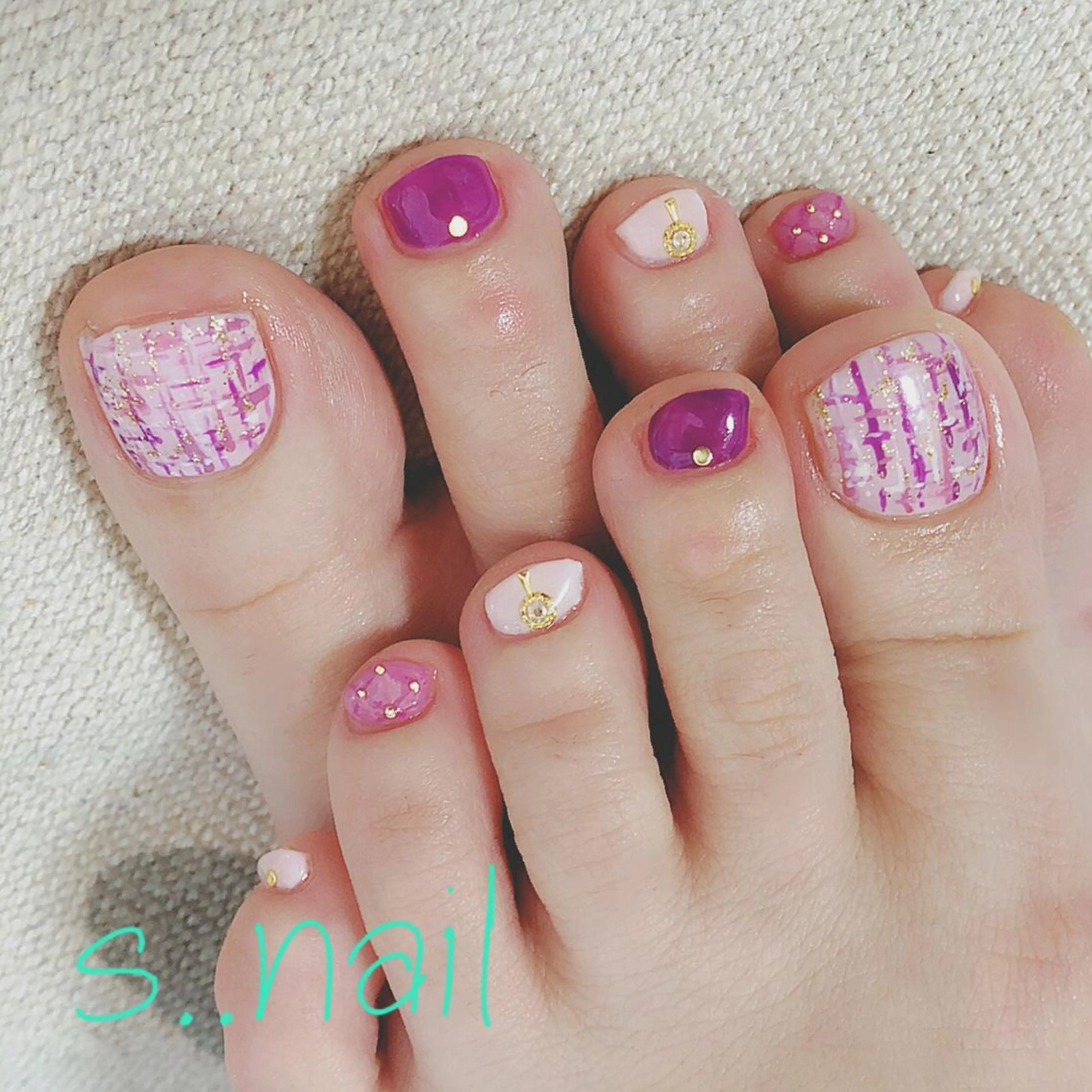 ネイル 春ネイル ツイードネイル ハンドネイル フットネイル s..nail / MORITAのネイルデザイン