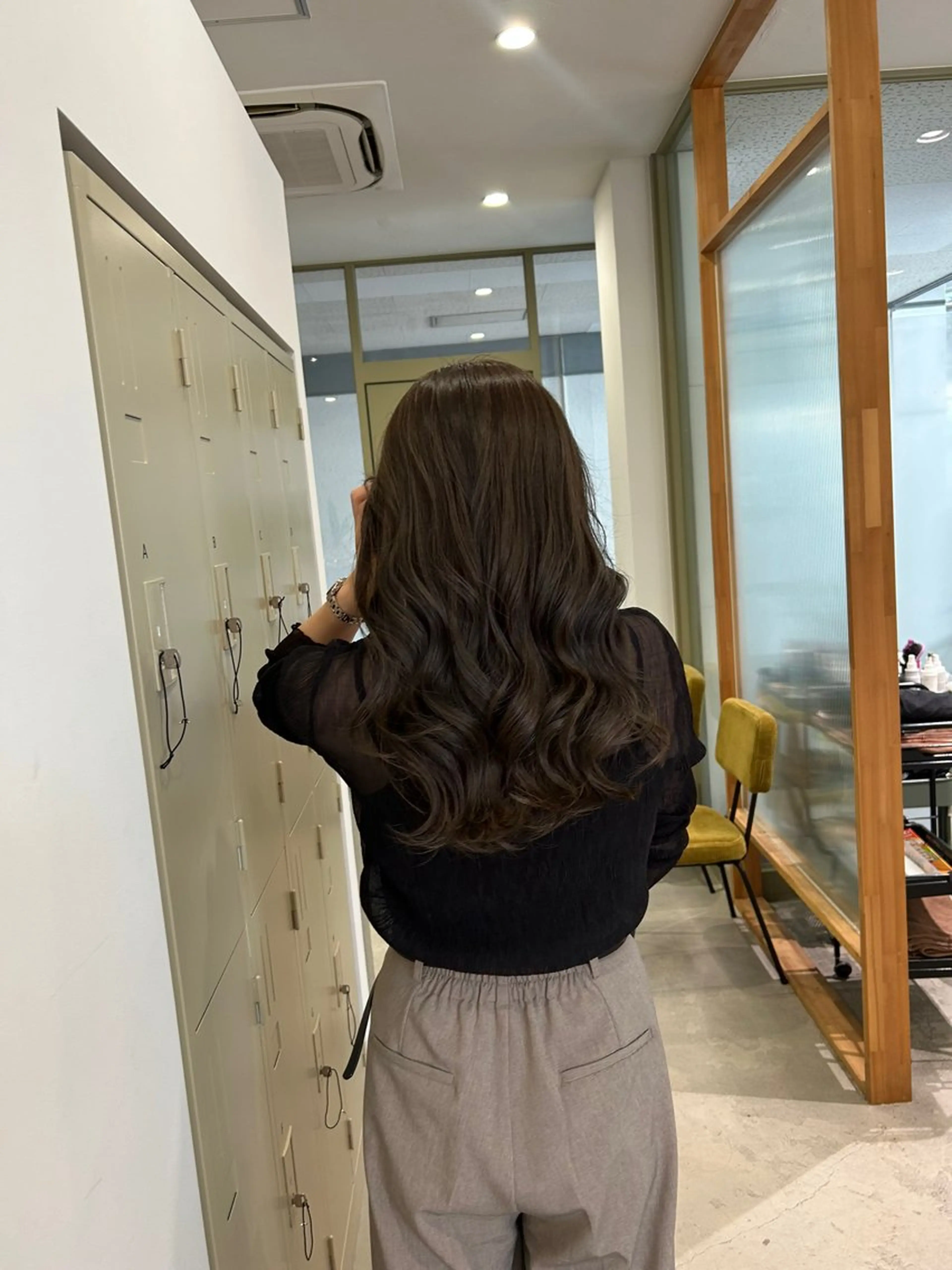 ロング カラー カット ヘアカラー トリートメント 戸田 望月のヘアスタイル