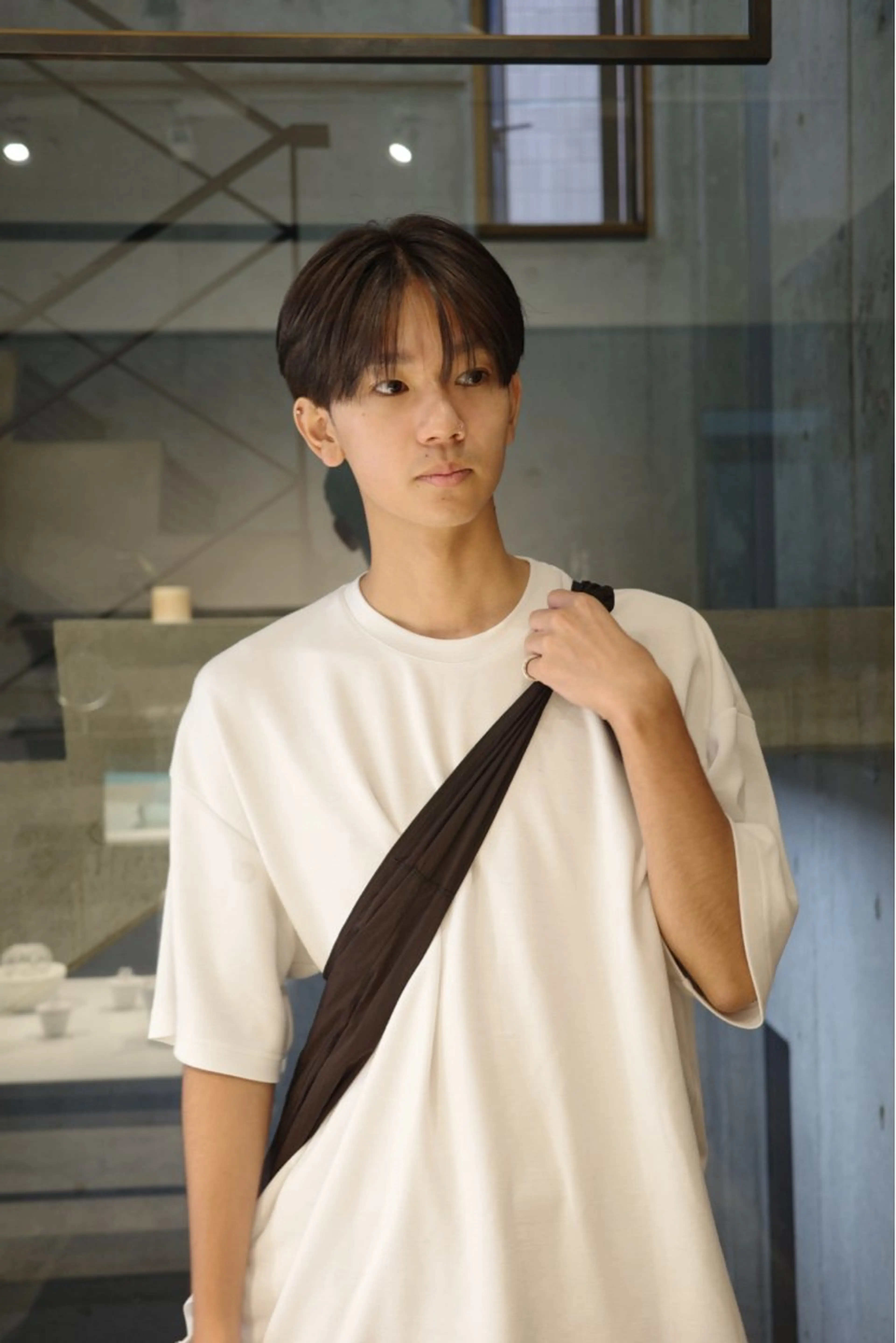 メンズ センターパート NERO 眞下秋歩のヘアスタイル