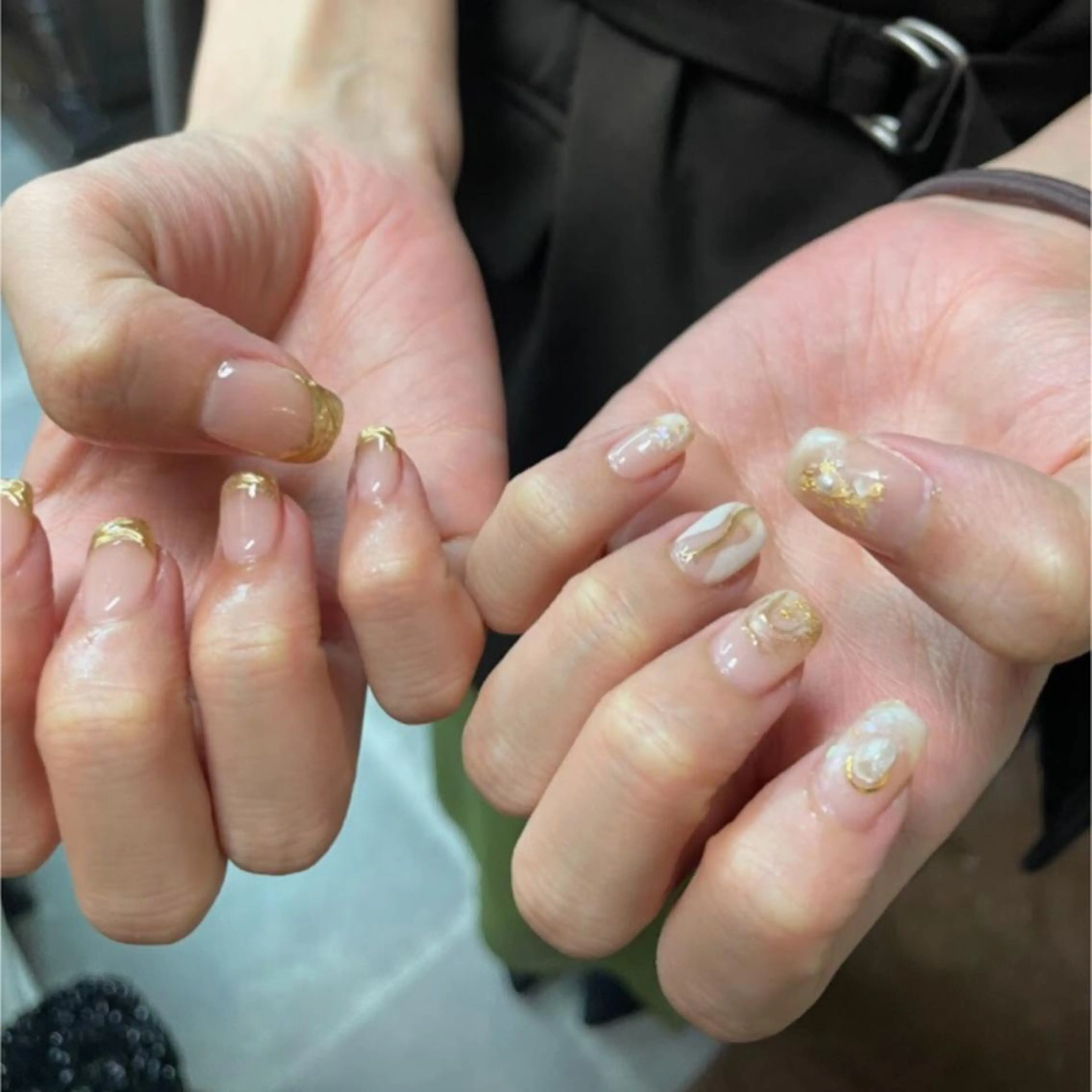 ネイル アートネイル ジェルネイル ゴールド ミラーネイル ニュアンスネイル nailstudio eviz新宿店のネイルデザイン