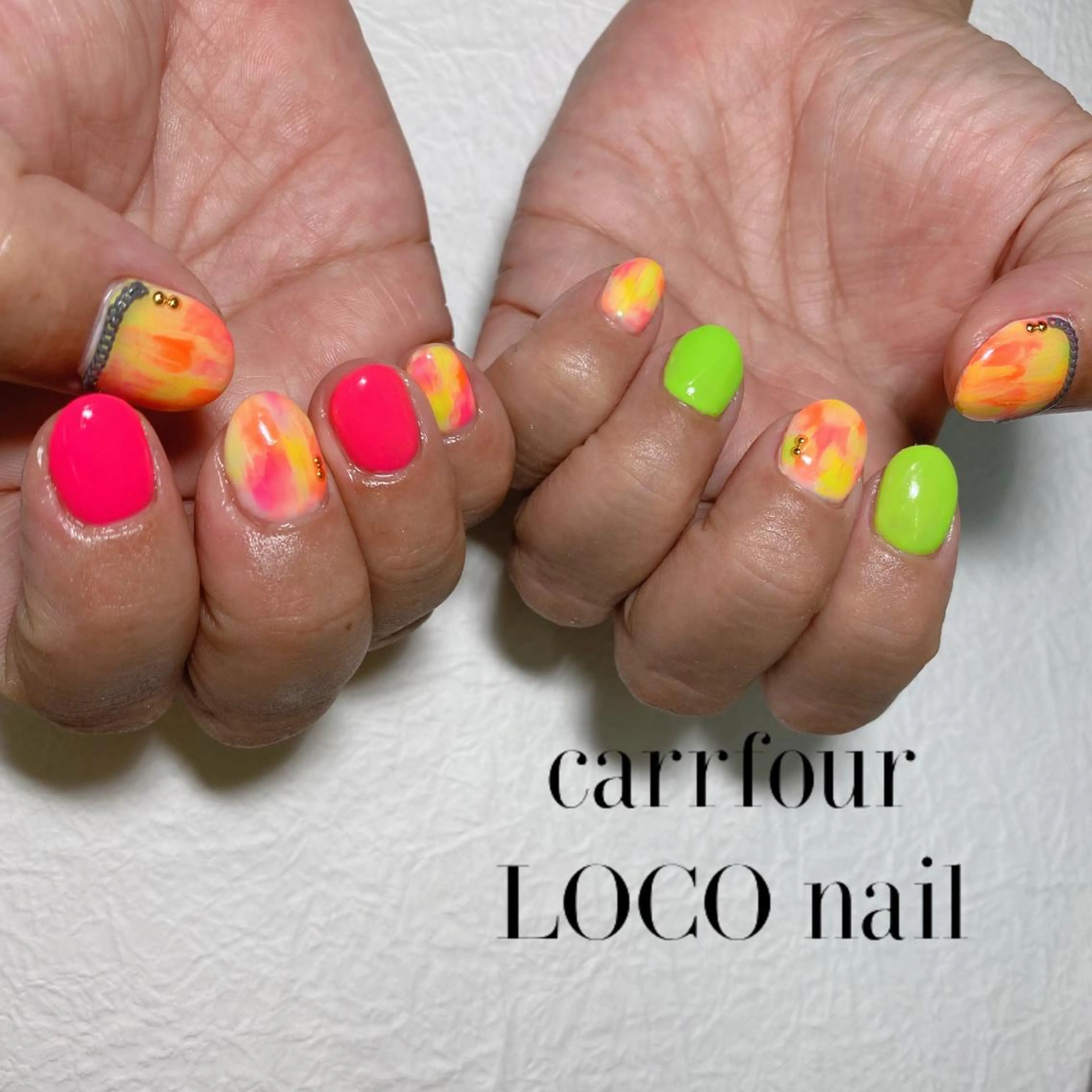 ネイル 中村 麻衣のネイルデザイン