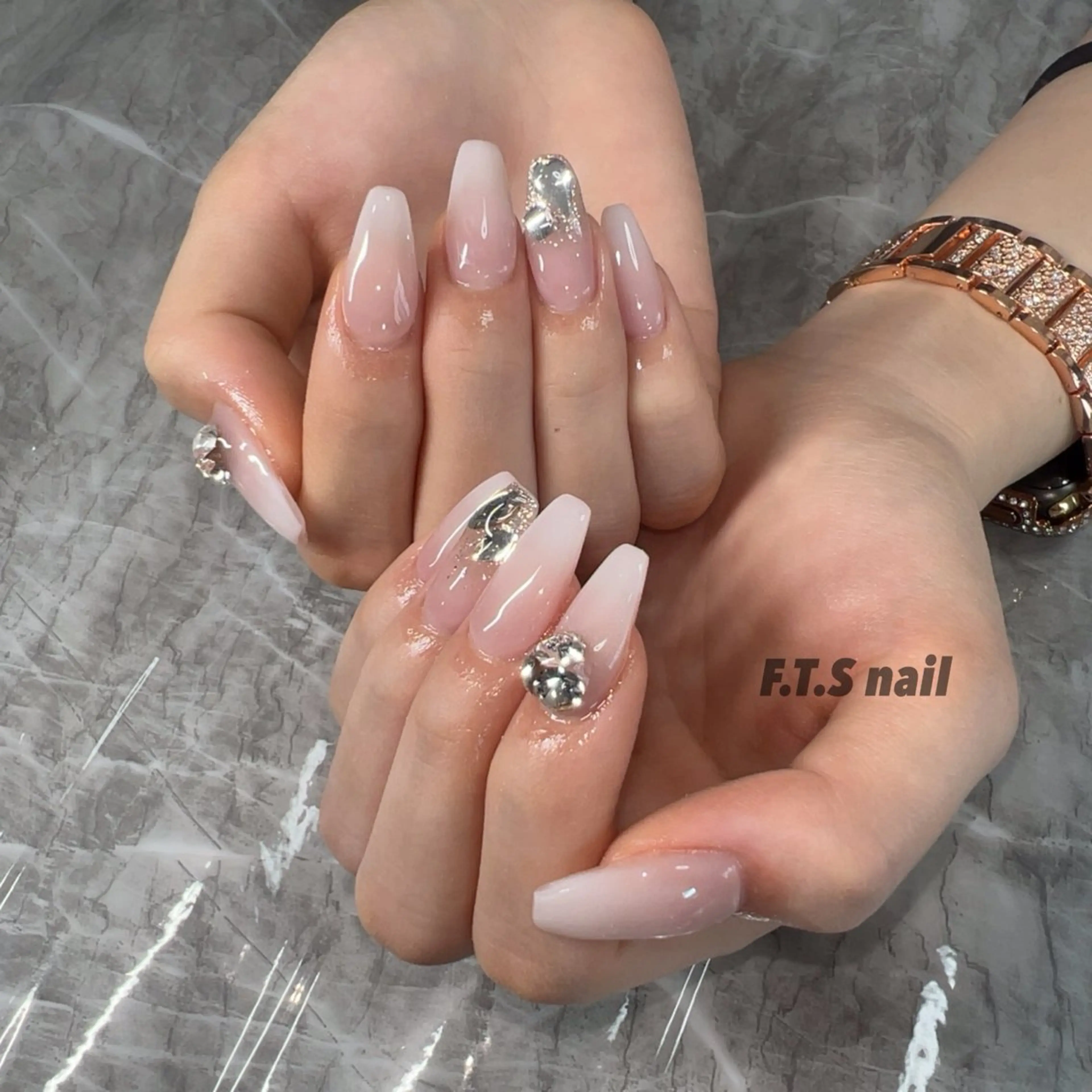 ネイル F.T.S nailのネイルデザイン