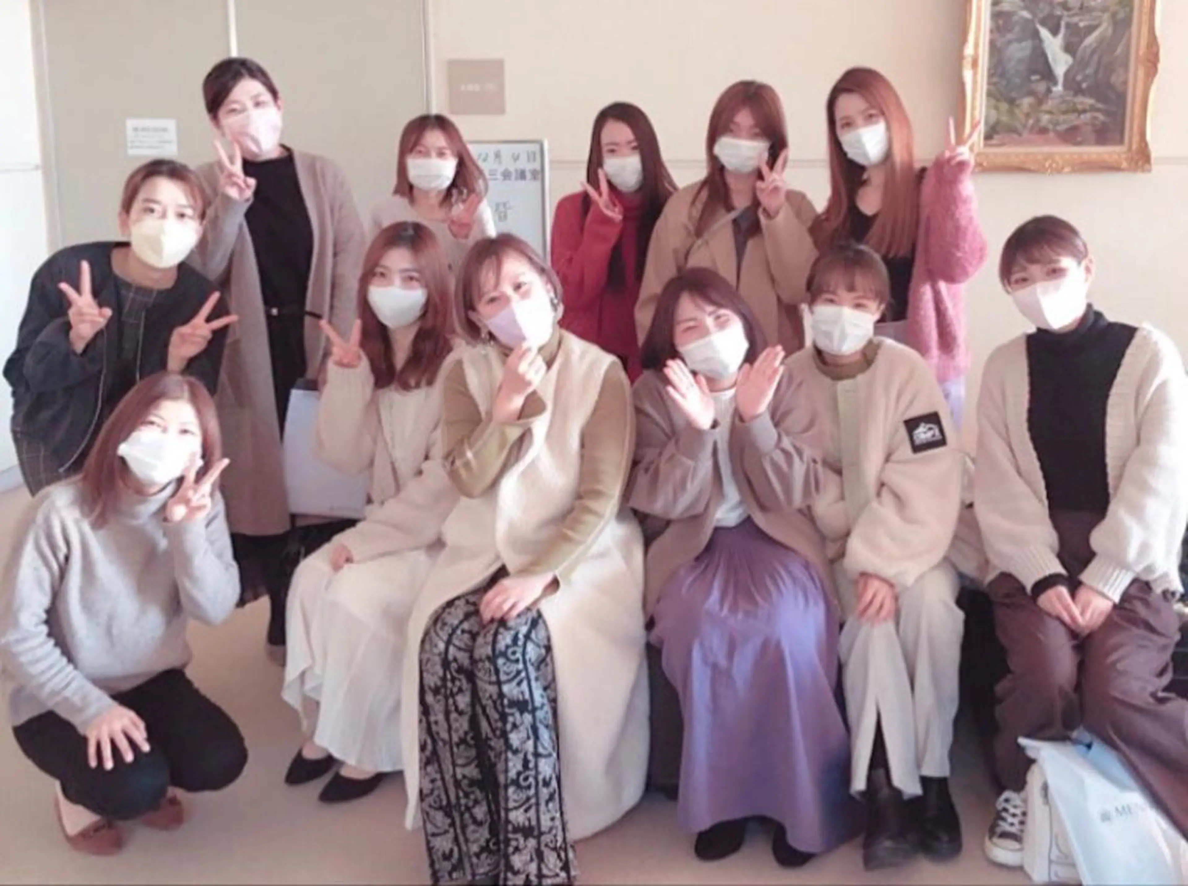 ミディアム カラー パーマ メンズ キッズ ネイル マツエク・マツパ アイブロウ Fes Bonito❤所属・kawano shieriのエステ・リラクイメージ