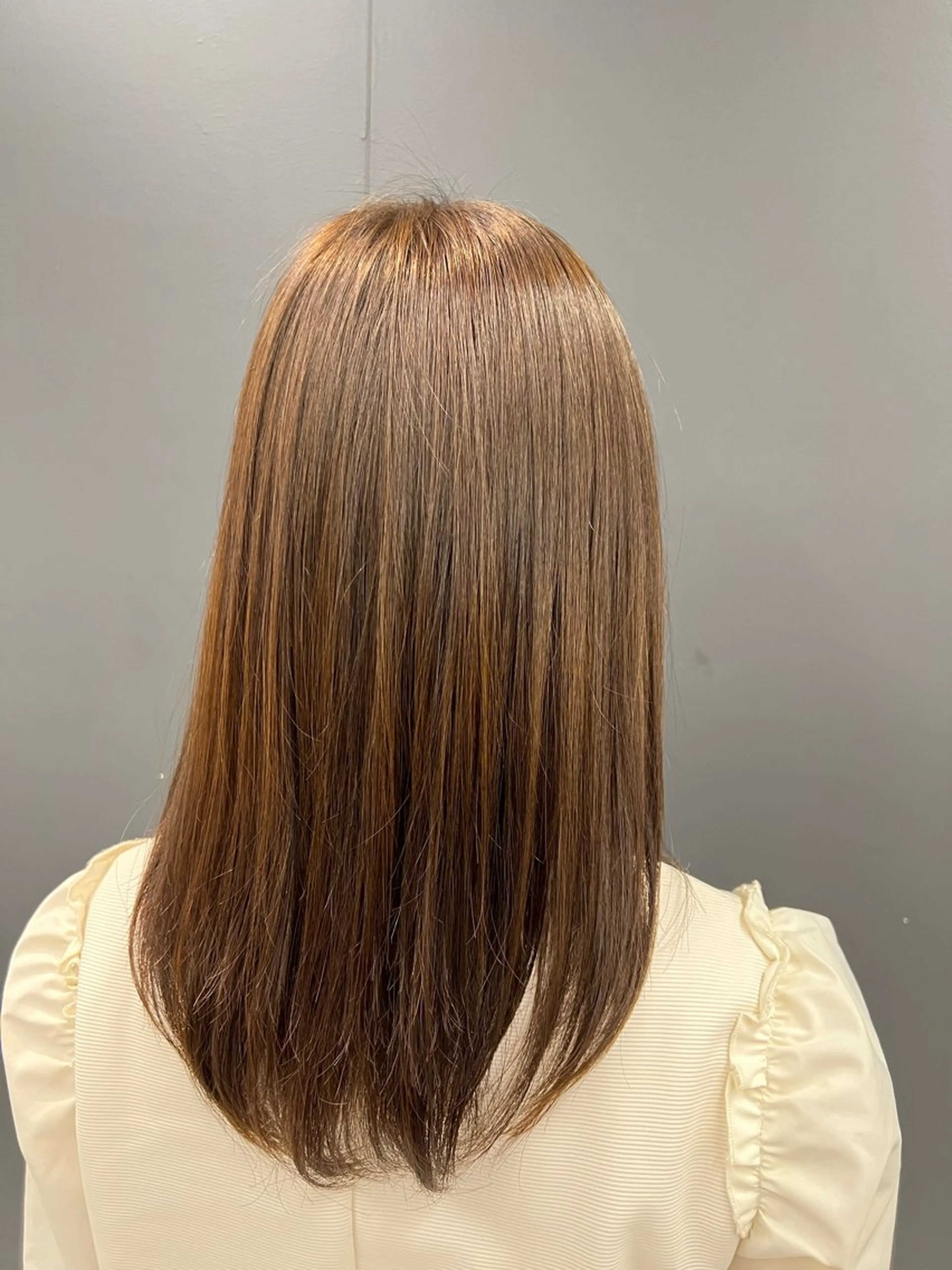 ミディアム カラー ブラウンカラー 吉安 里菜歩のヘアスタイル