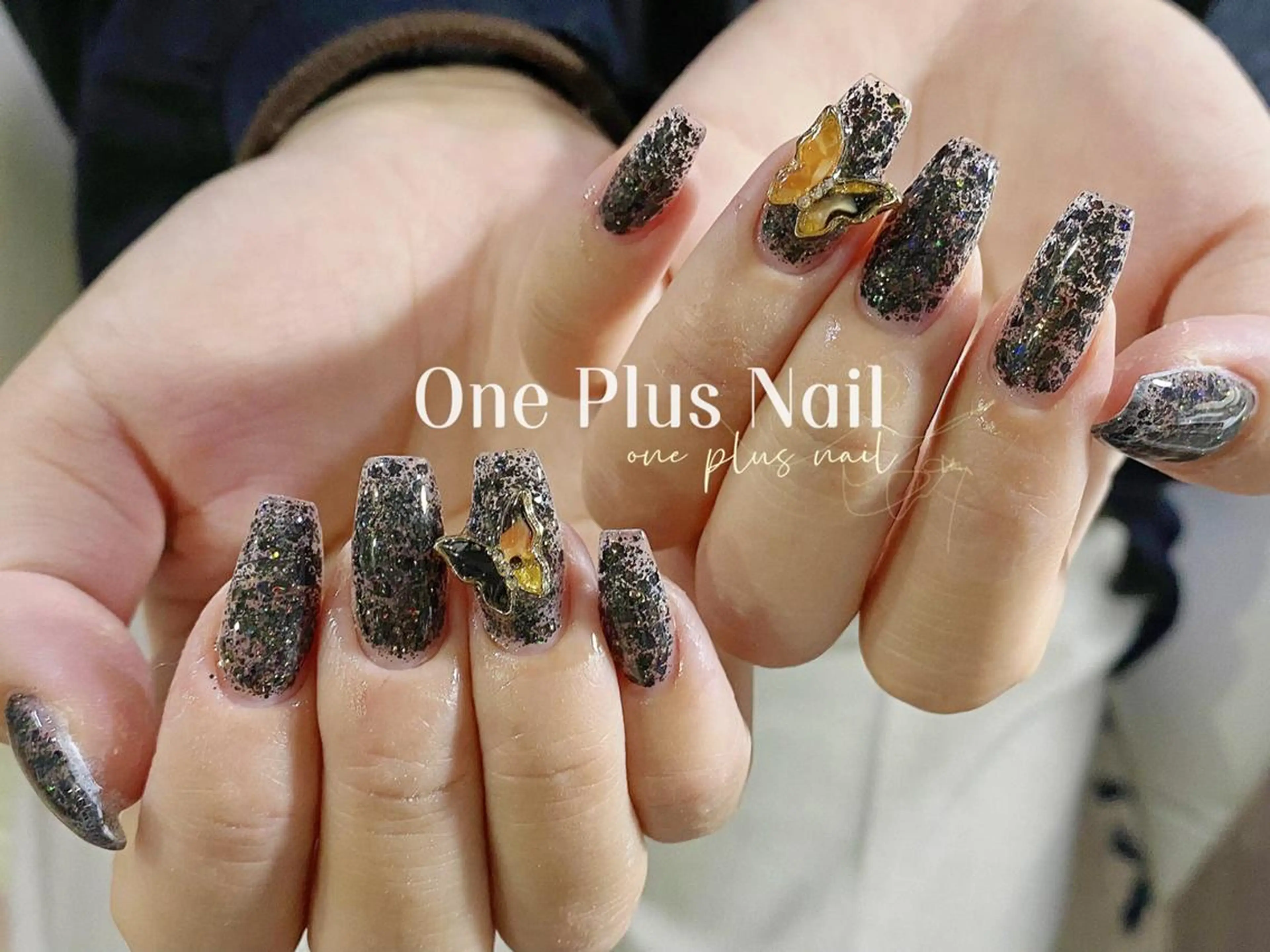 ネイル ガーリー ハート キラキラネイル 韓国ネイル ロングネイル One Plus キキのネイルデザイン