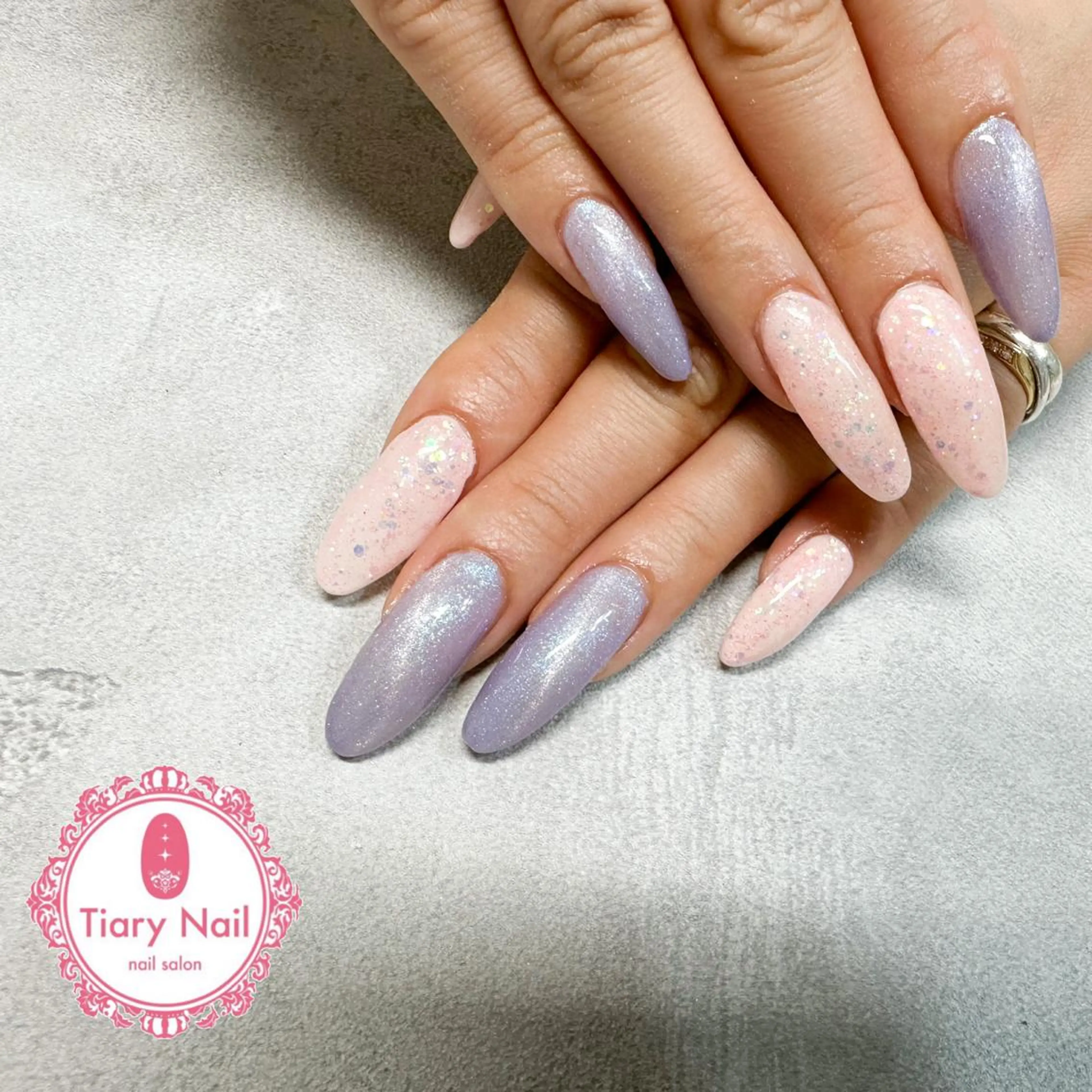 ネイル tiarynail K Kのネイルデザイン