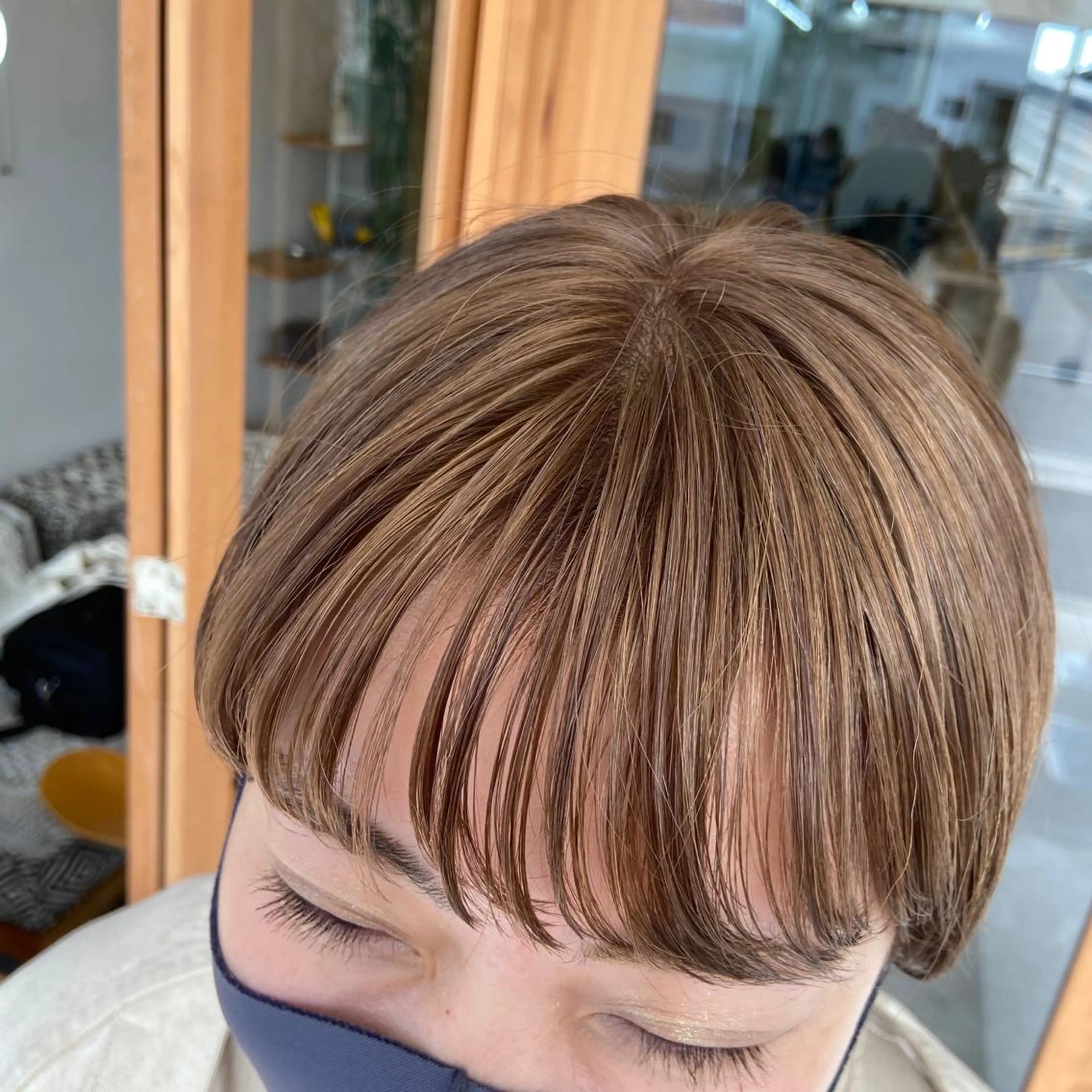 ショート カラー ベージュカラー ブリーチ ハイトーンカラー ハイトーンベージュ SUNC🍀大熊 花奈絵🍀のヘアスタイル