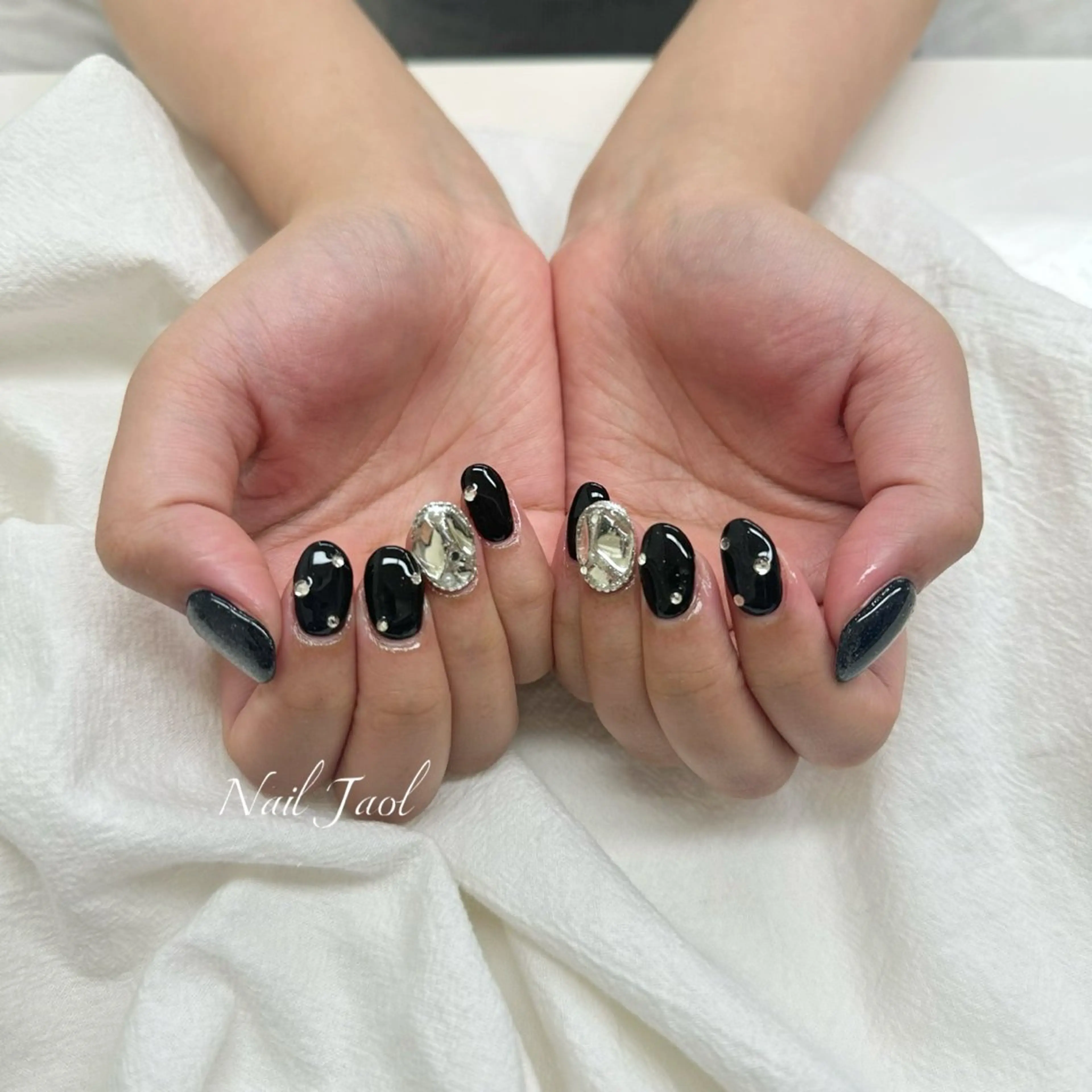 ショート 韓国風ヘア ハンドネイル nail jaol池袋店所属・ネイルJaol 池袋のネイルデザイン