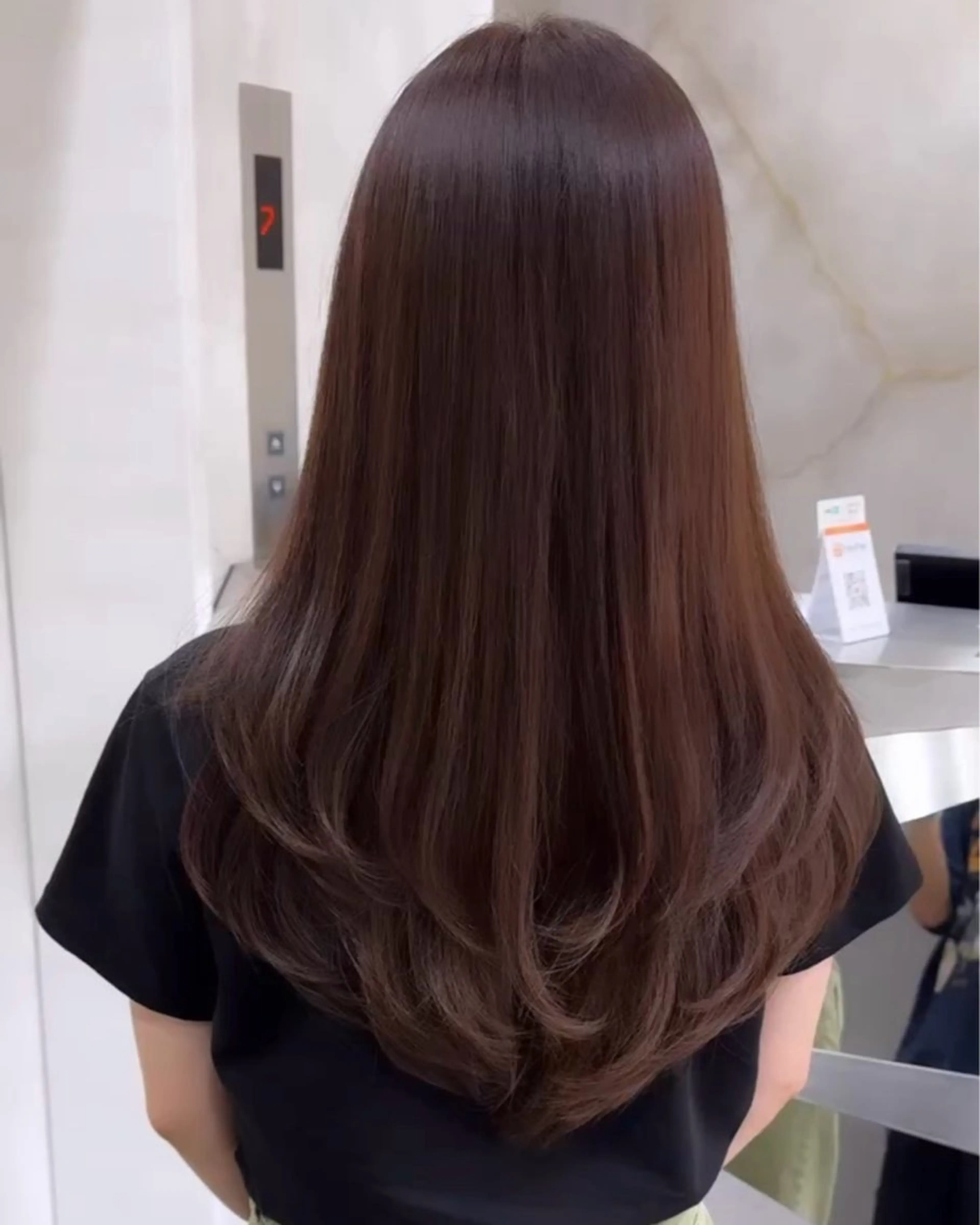 セミロング レイヤーと顔まわり 大好き❣️関口拓馬のヘアスタイル