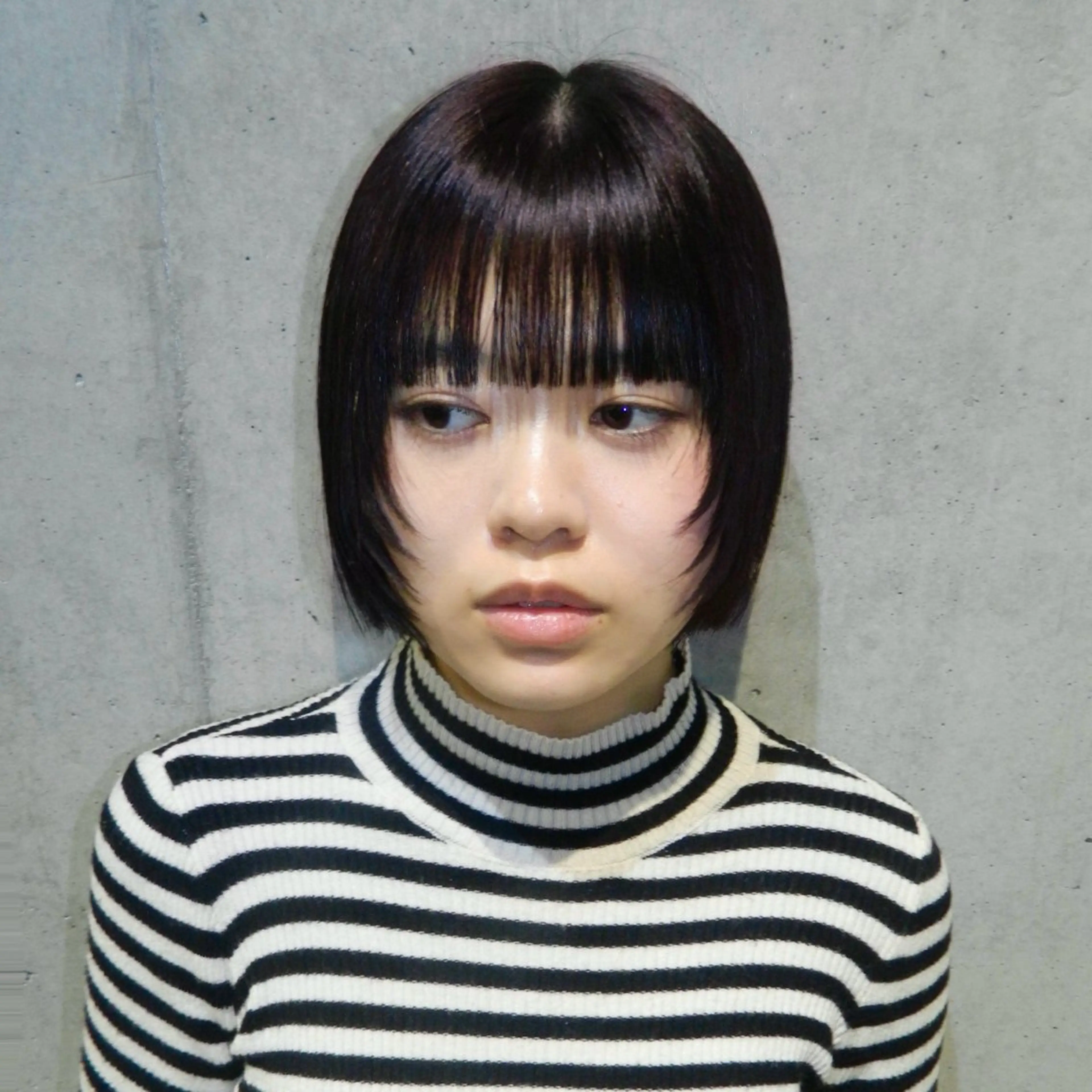 ショート カラー カシス ボブ 顔周りカット レイヤーカット ヘアカラー ARTE aoyama所属・ハイトーン/ボブ/ sakura🪽のヘアスタイル