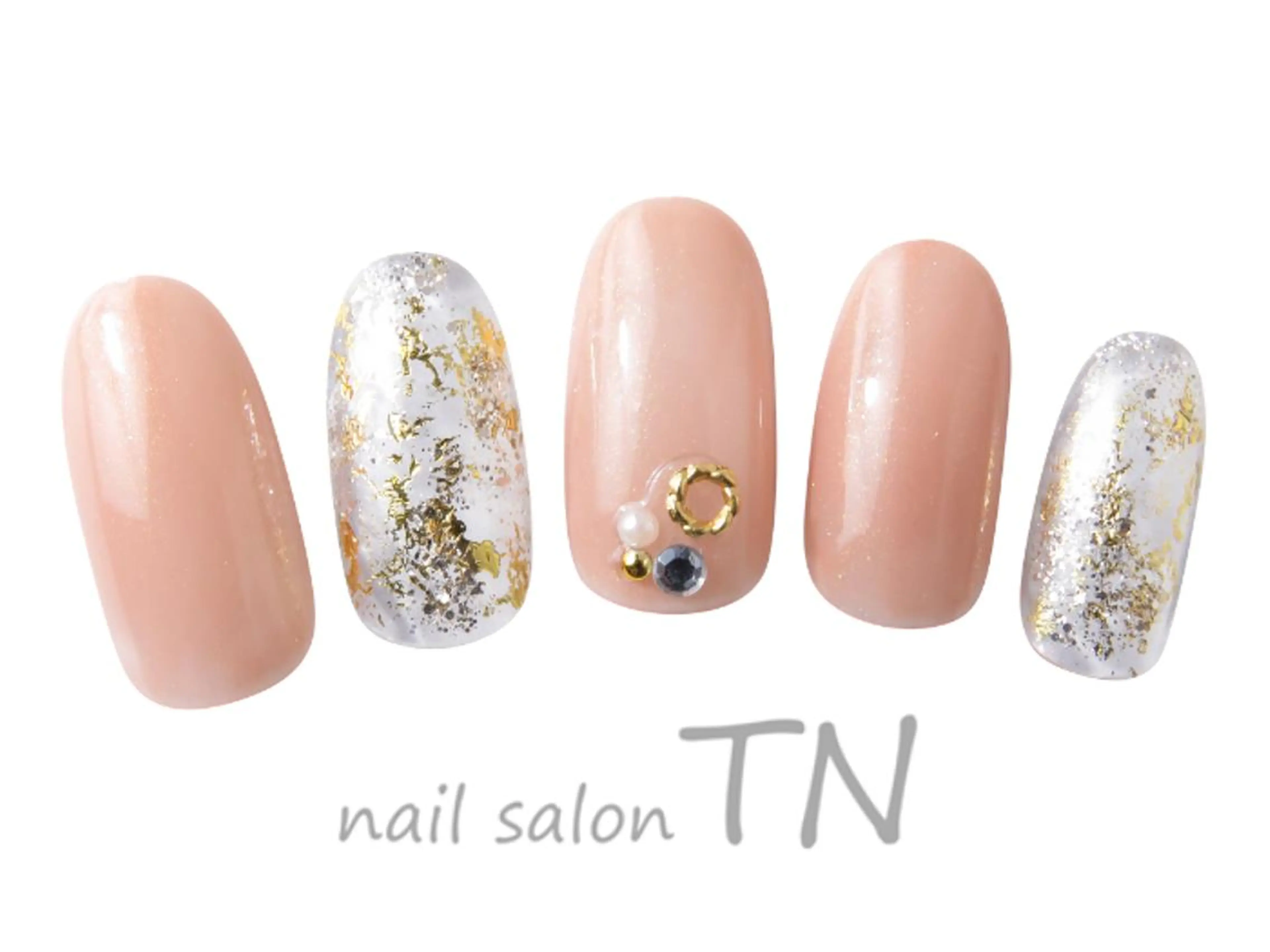 ネイル 寺嶋 ひなのネイルデザイン