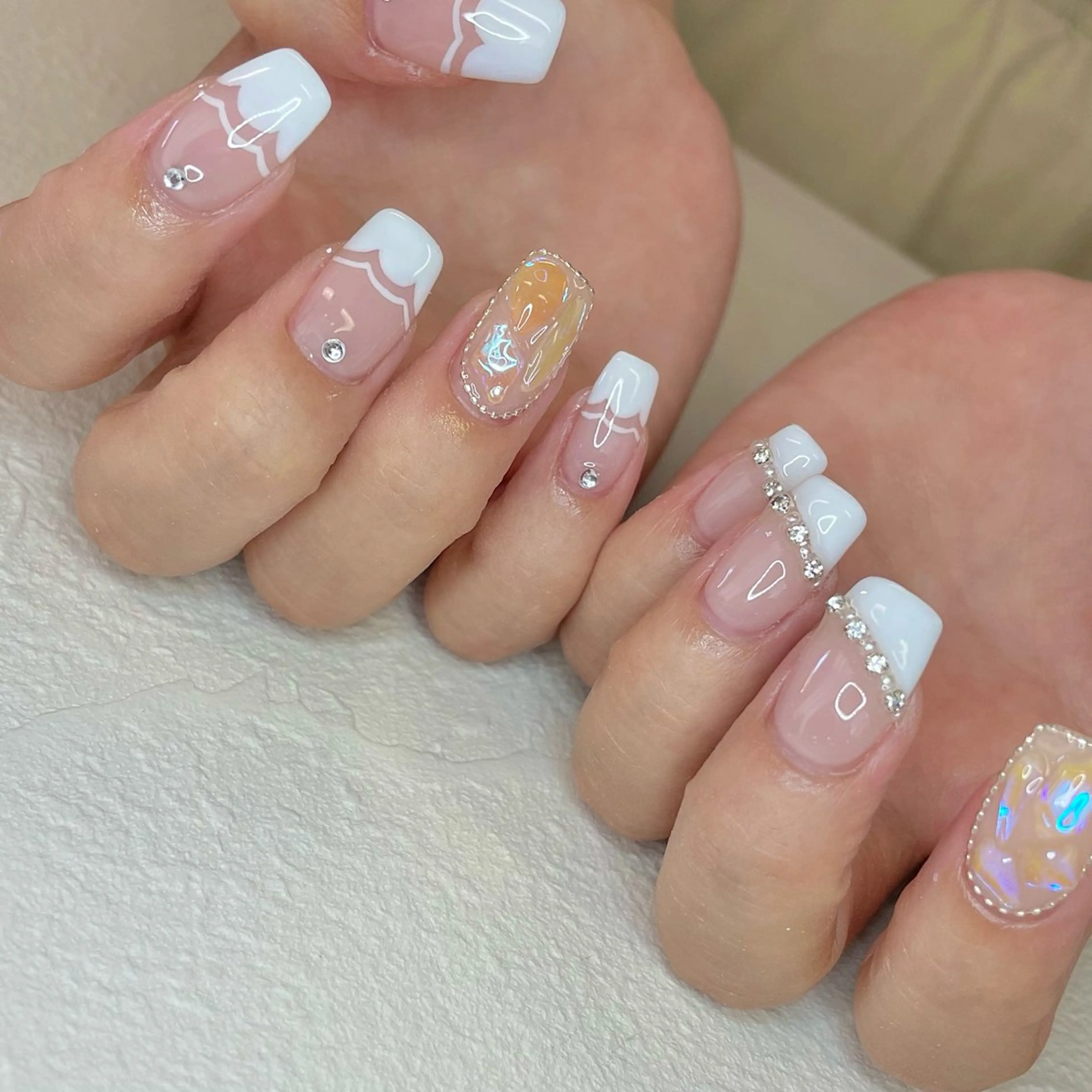 ネイル b'6 by Stir所属・b'6 SAKINAのネイルデザイン