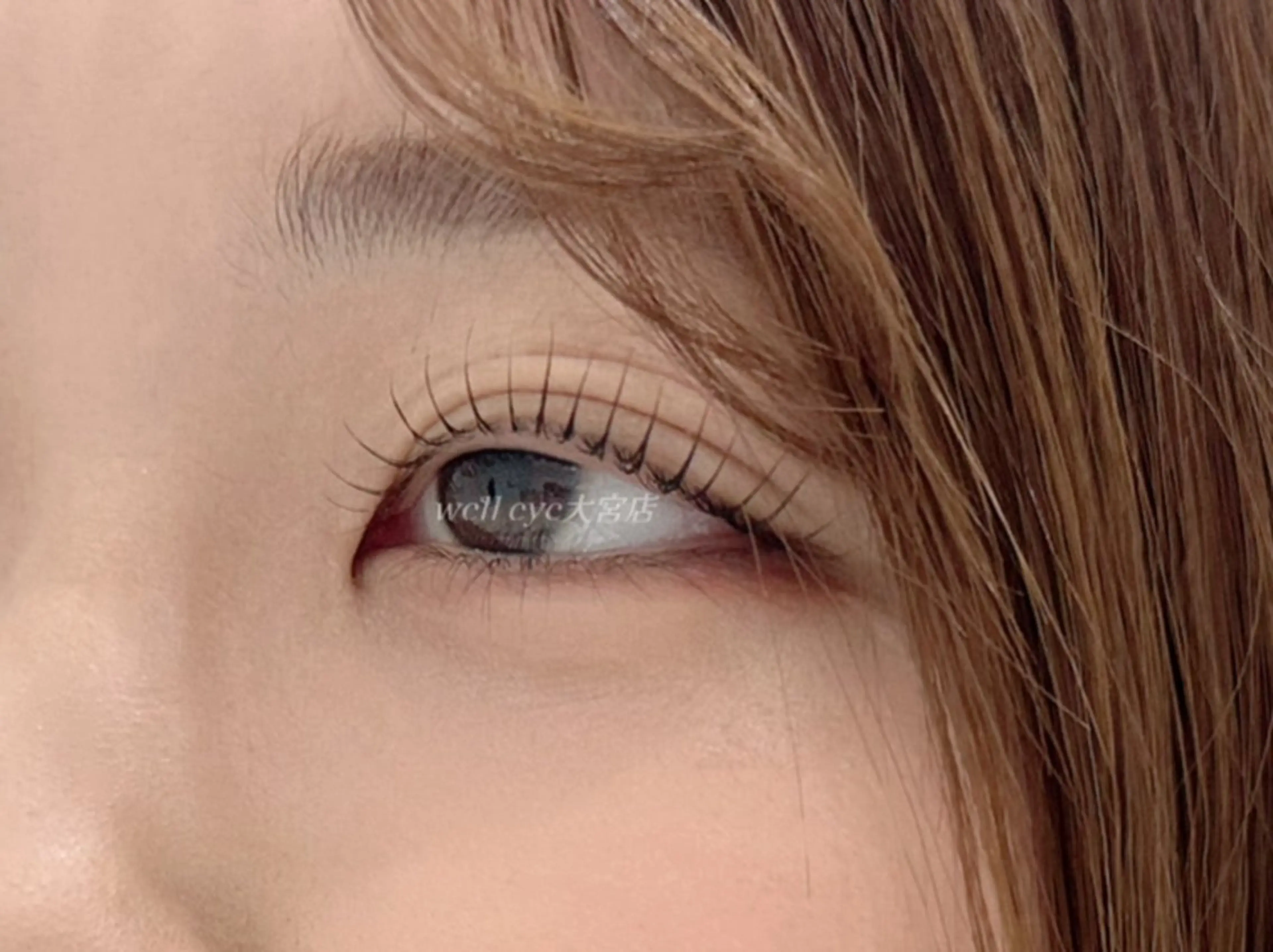 初回《高濃度トリートメントまつ毛パーマ》+束感コーティング付の写真