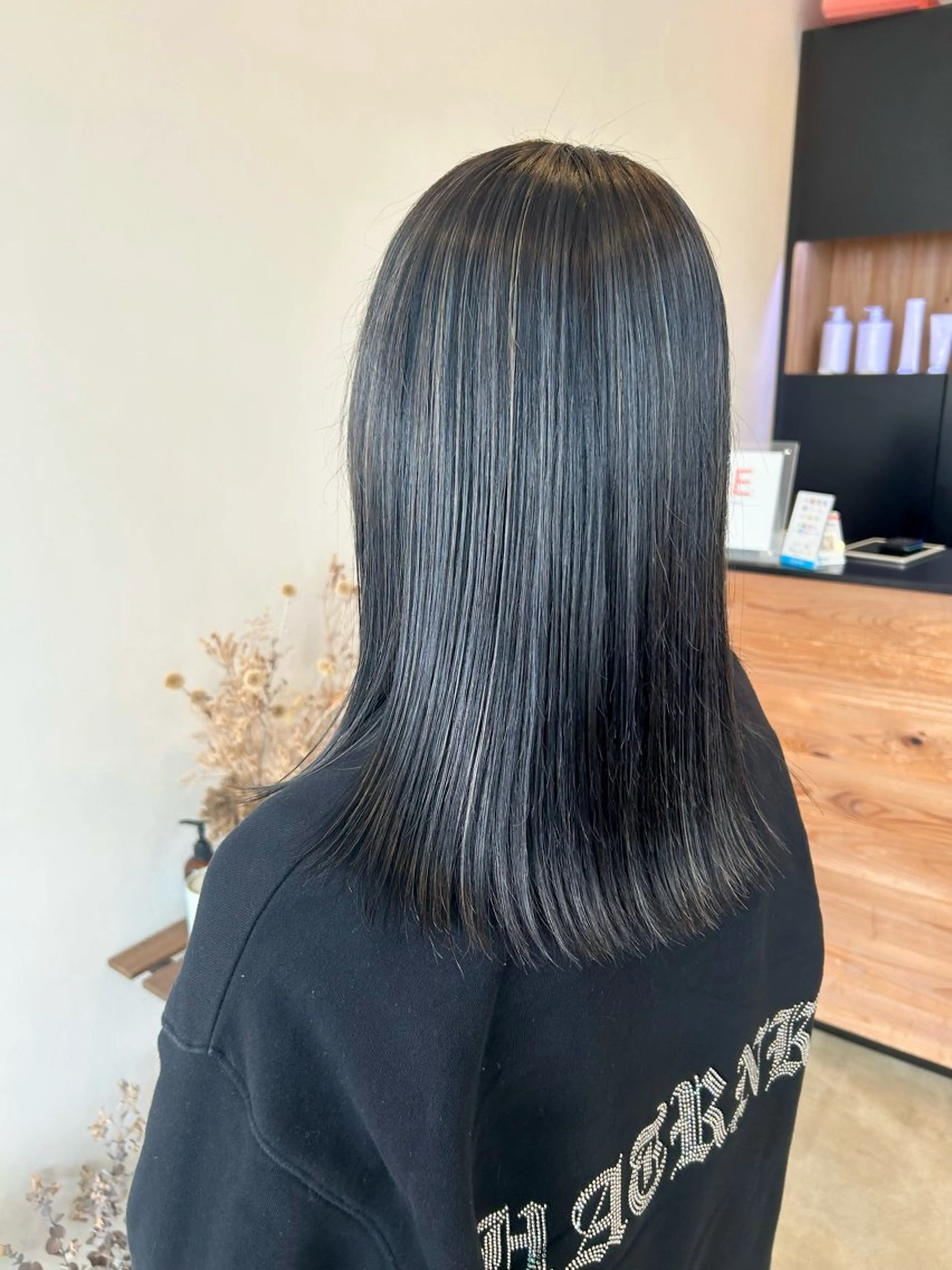 【30%off】カット+ハイライトカラーの写真