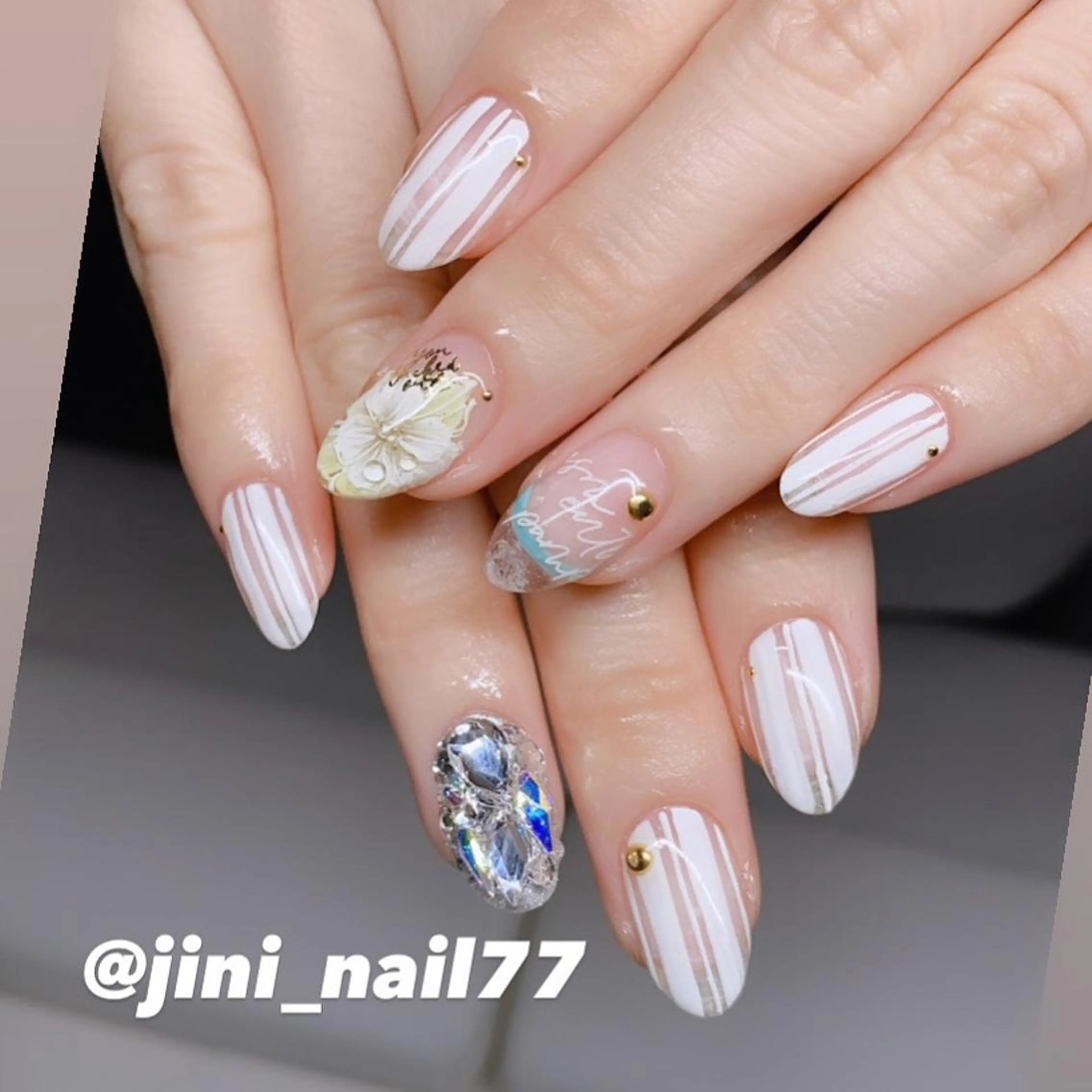 ネイル JINI NAIL所属・ジニ ネイルのネイルデザイン