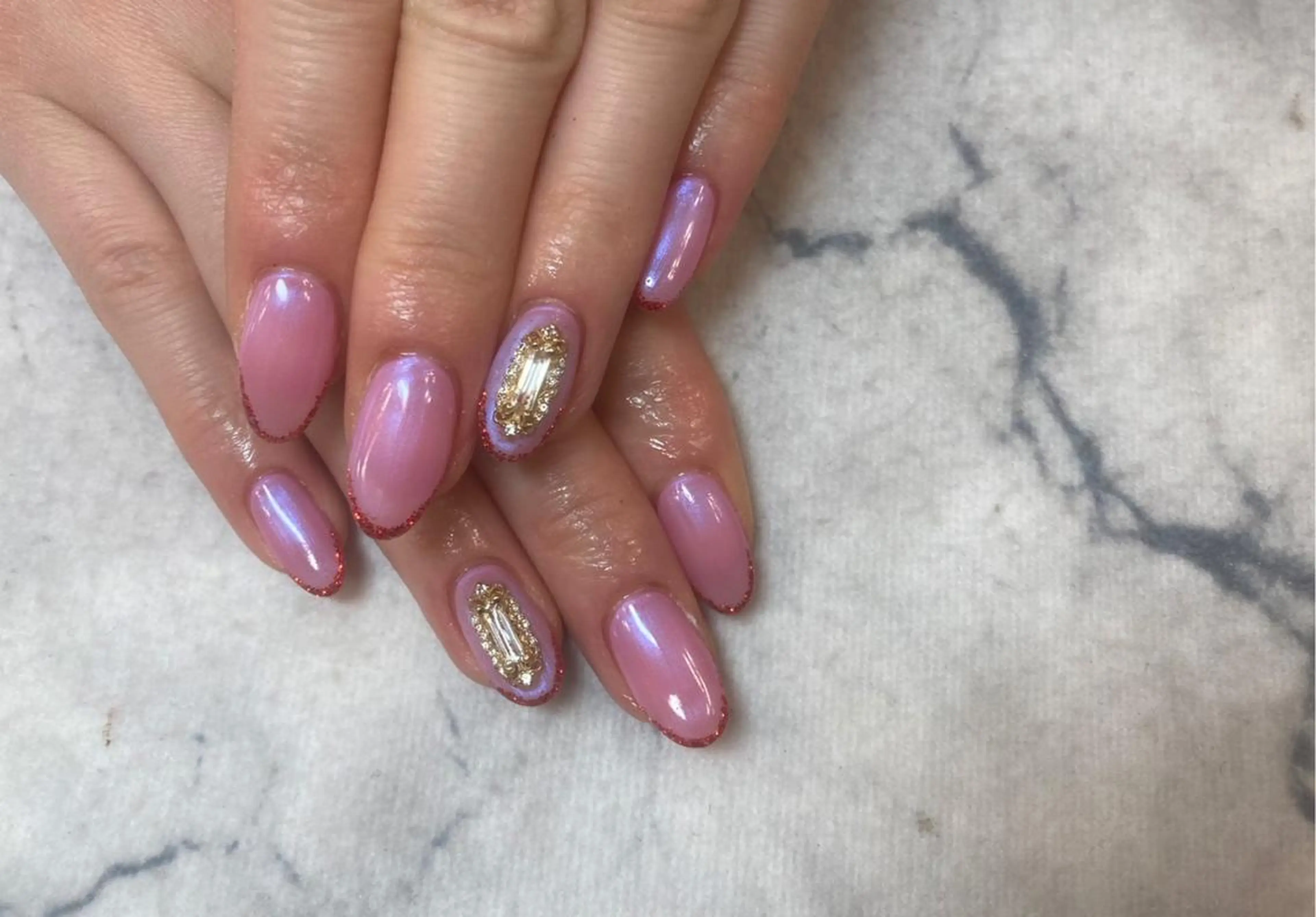 ネイル ネイルリボン 受付スタッフのネイルデザイン