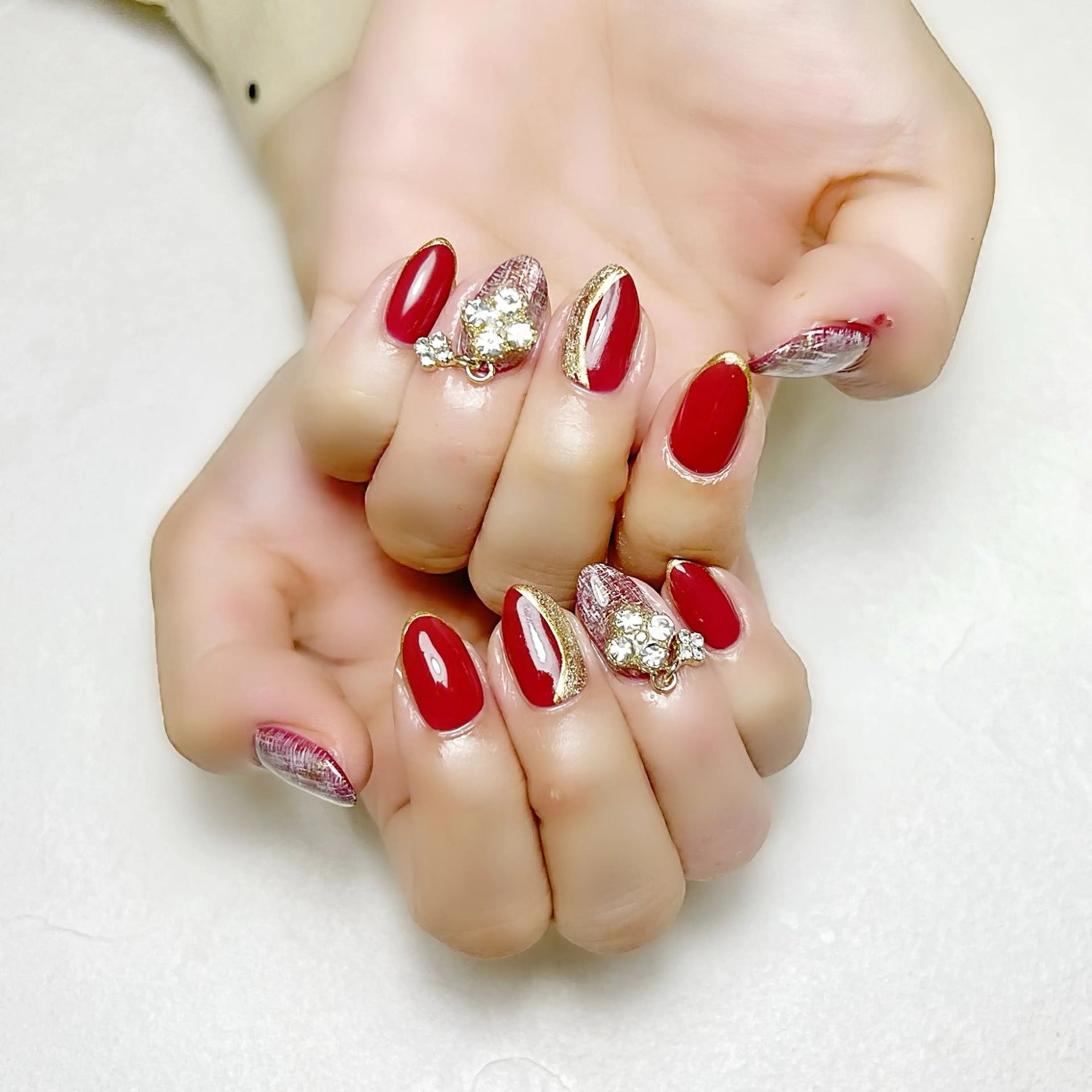 ネイル ラメ(グリッター) 赤色 ツイードネイル rouse nail RISATOのネイルデザイン