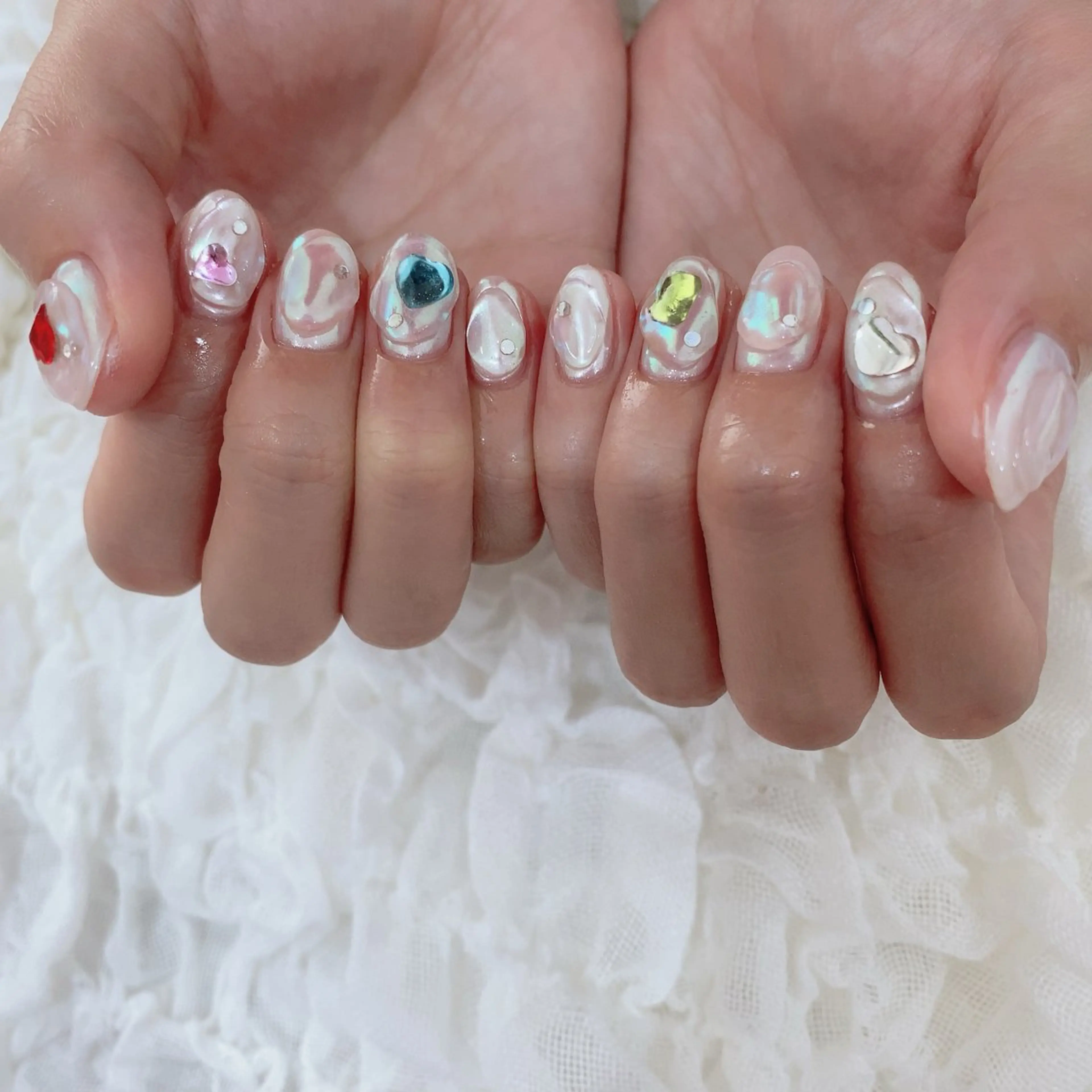 ネイル 氷ネイル・うるうるネイル ミラーネイル ハンドネイル SOL NAILのネイルデザイン