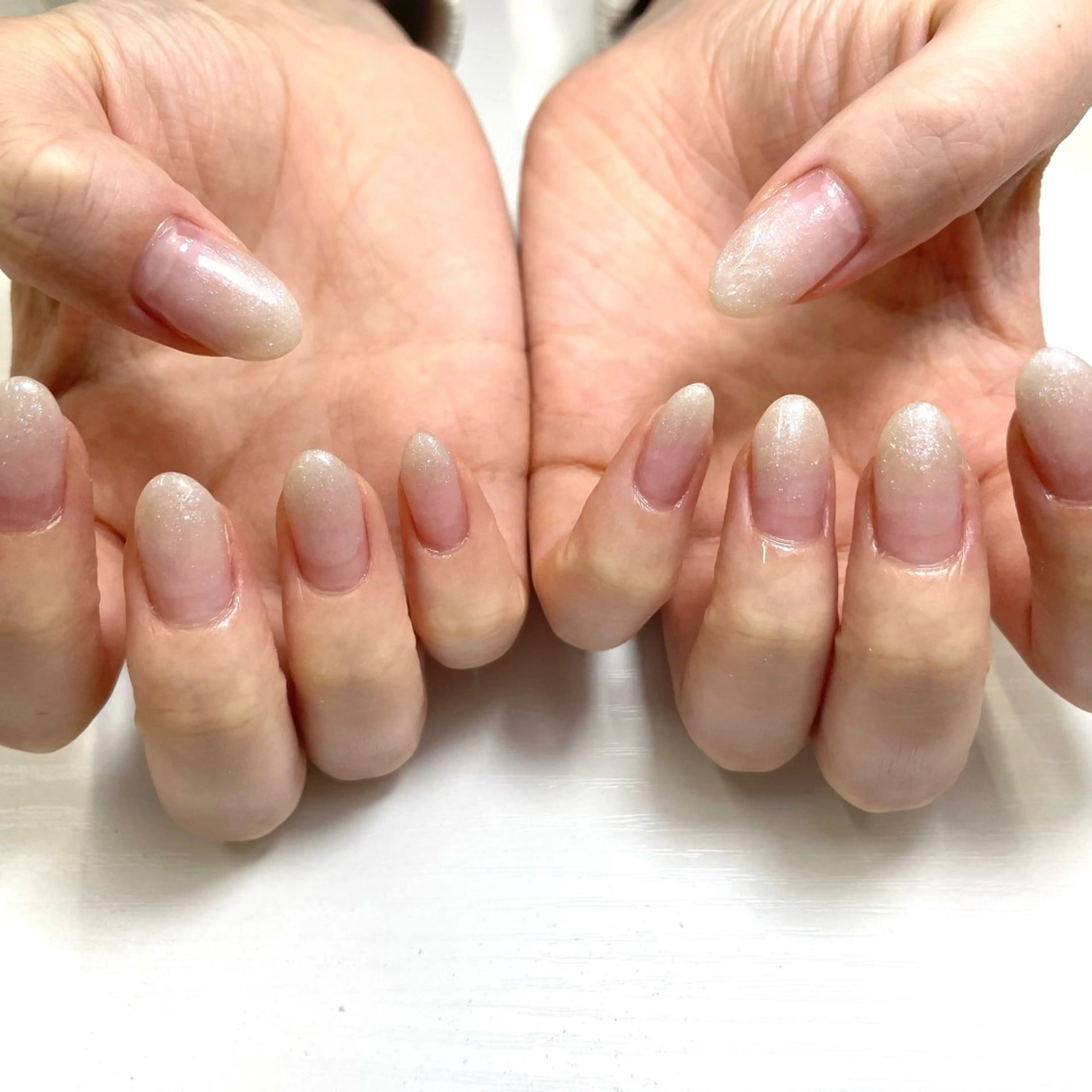 ネイル WHITE NAIL 梅田店 akaneのネイルデザイン