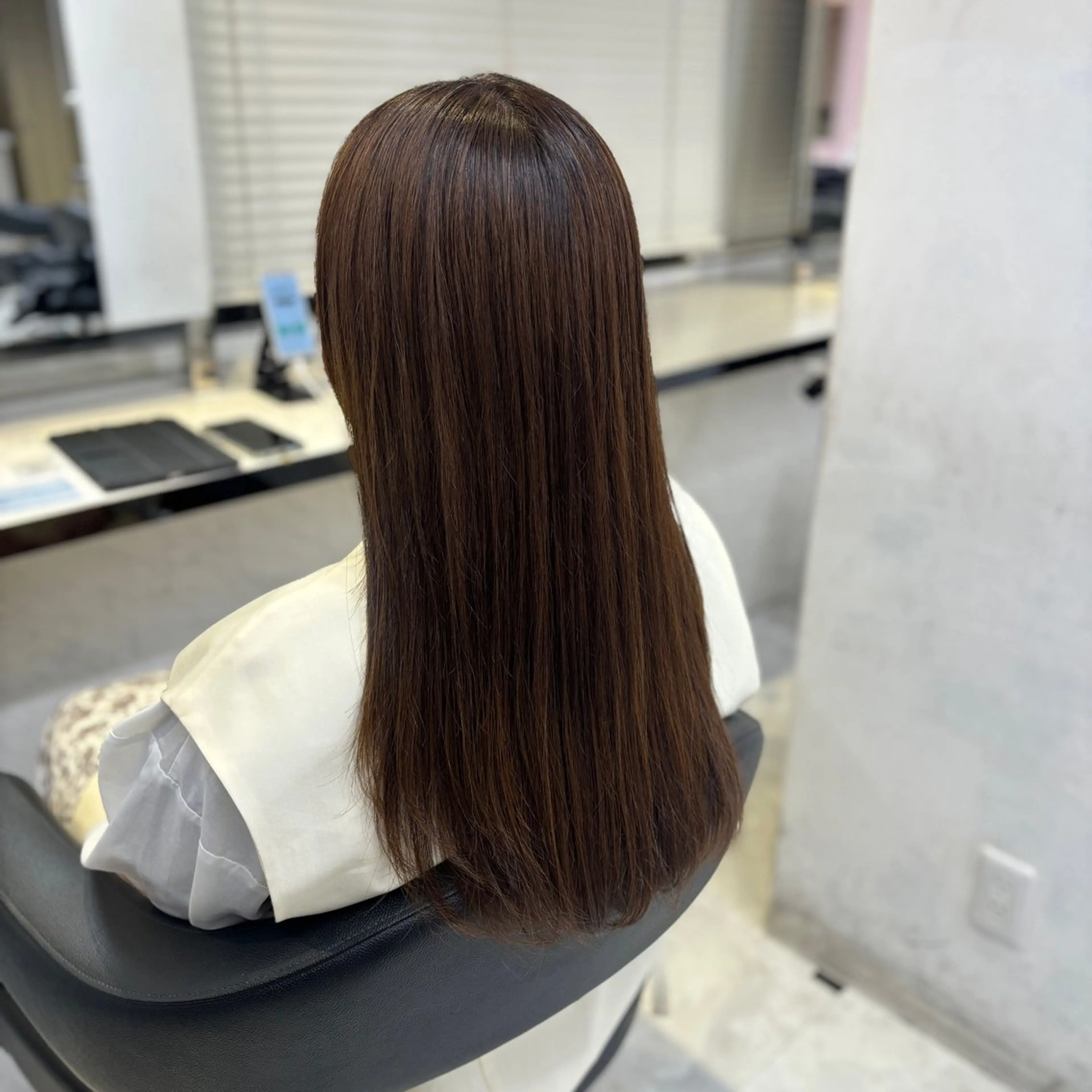 ロング カラー 透明感カラー オリーブカラー 💙ハイトーン韓国風 色白ヘア💙manaのヘアスタイル