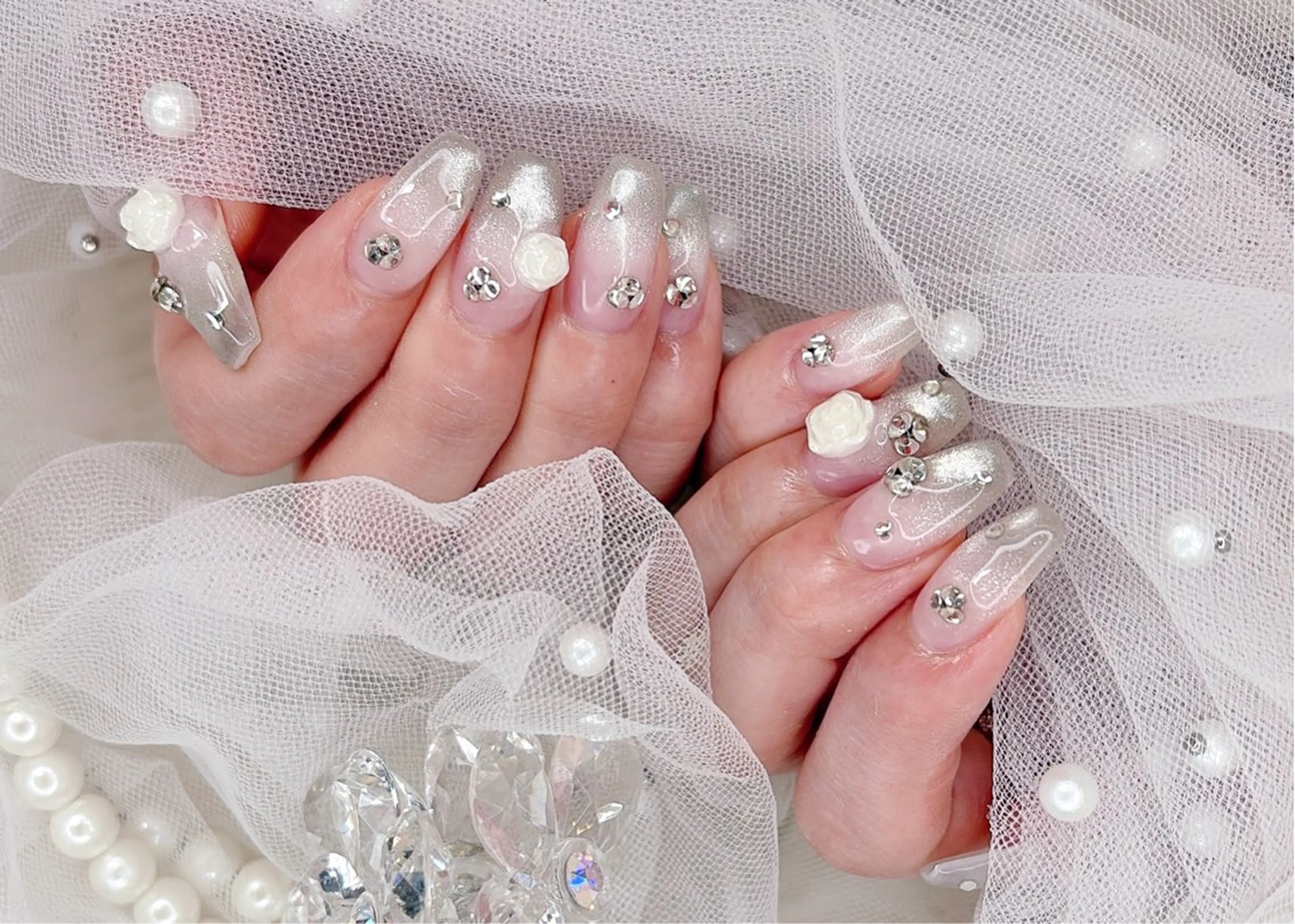 ネイル R nailsalon所属・ナ ナのネイルデザイン