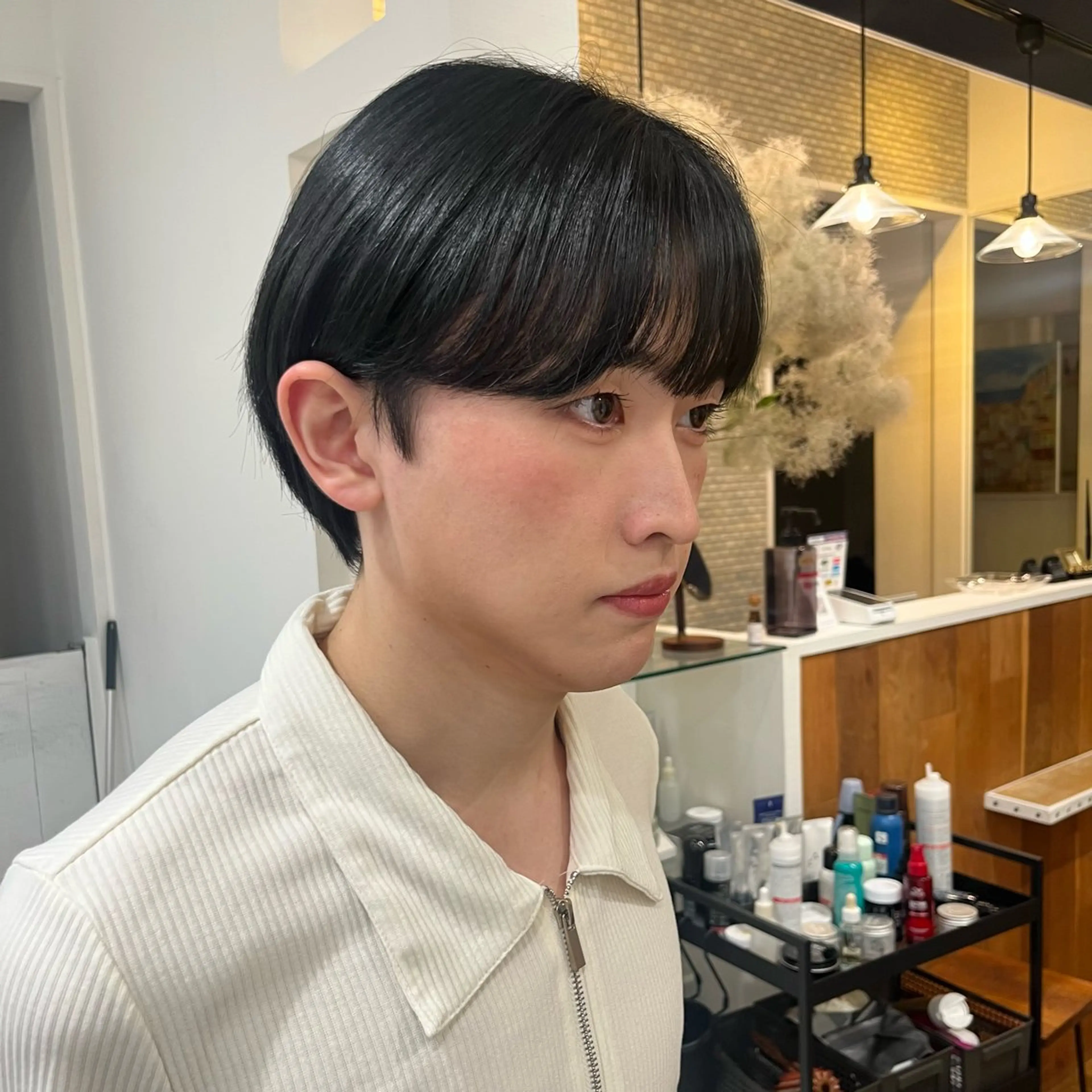 ショート カラー ヘアアレンジ ブリーチ トリートメント カット 縮毛矯正 無料カットモデル‪✨ ✂️Nanami🌷のヘアスタイル