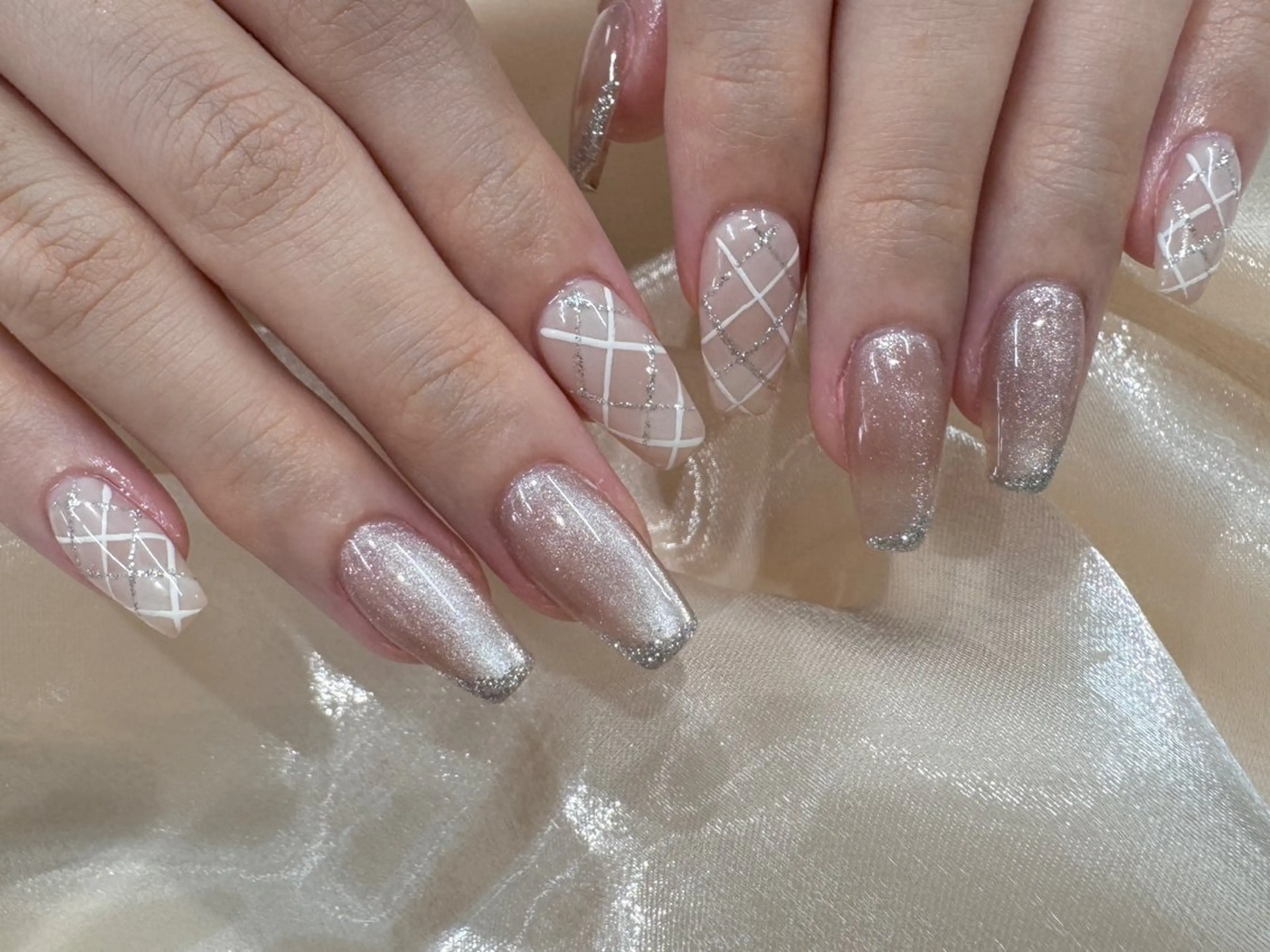 ネイル 長さ出し ネイルチップ ワンホンネイル LE REVE Emiのネイルデザイン