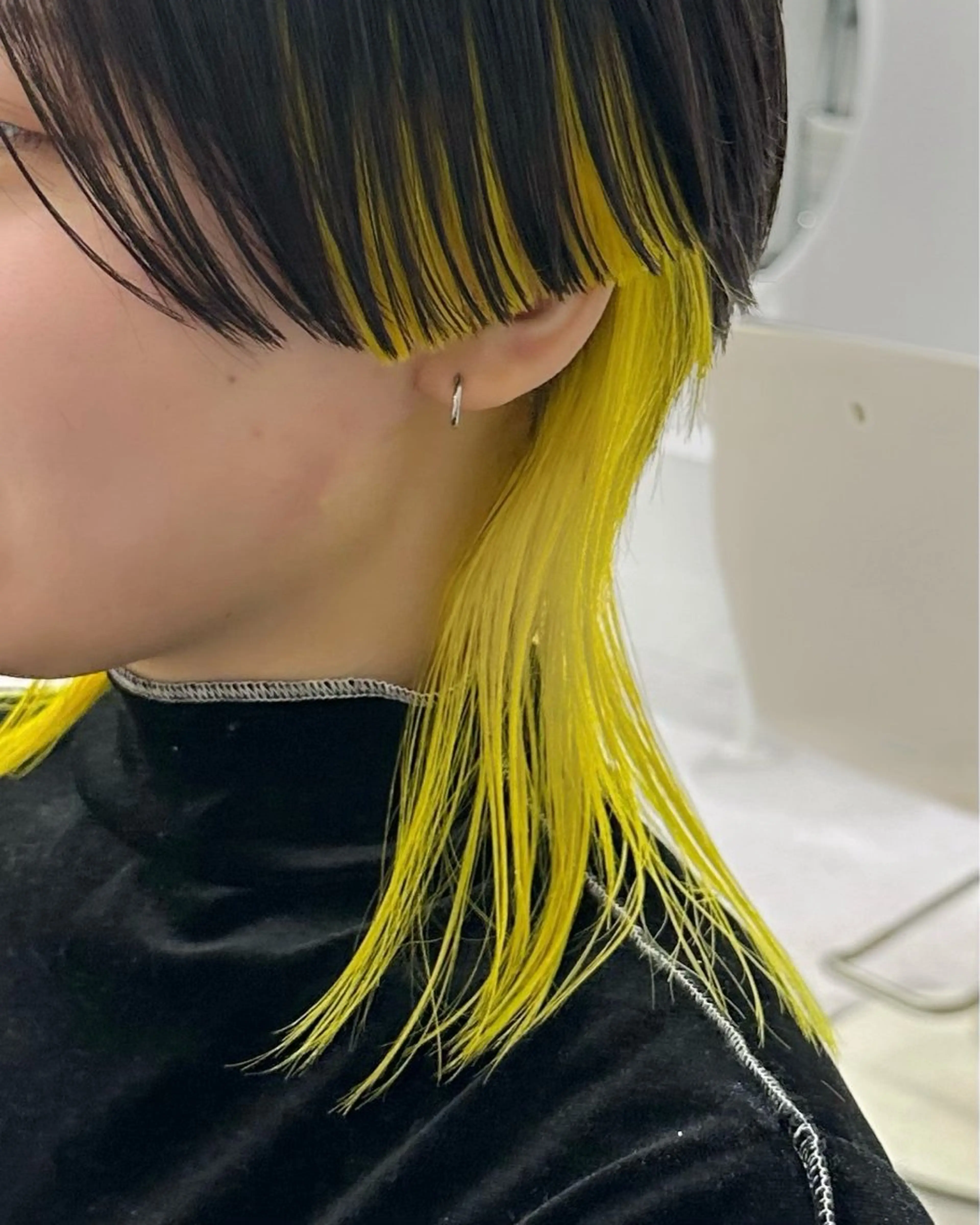 ミディアム カラー ブリーチ ケアブリーチ デザインカラー インナーカラー カット ヘアカラー トリートメント インナーカラー/レイ ヤーカット♡/マキシのヘアスタイル