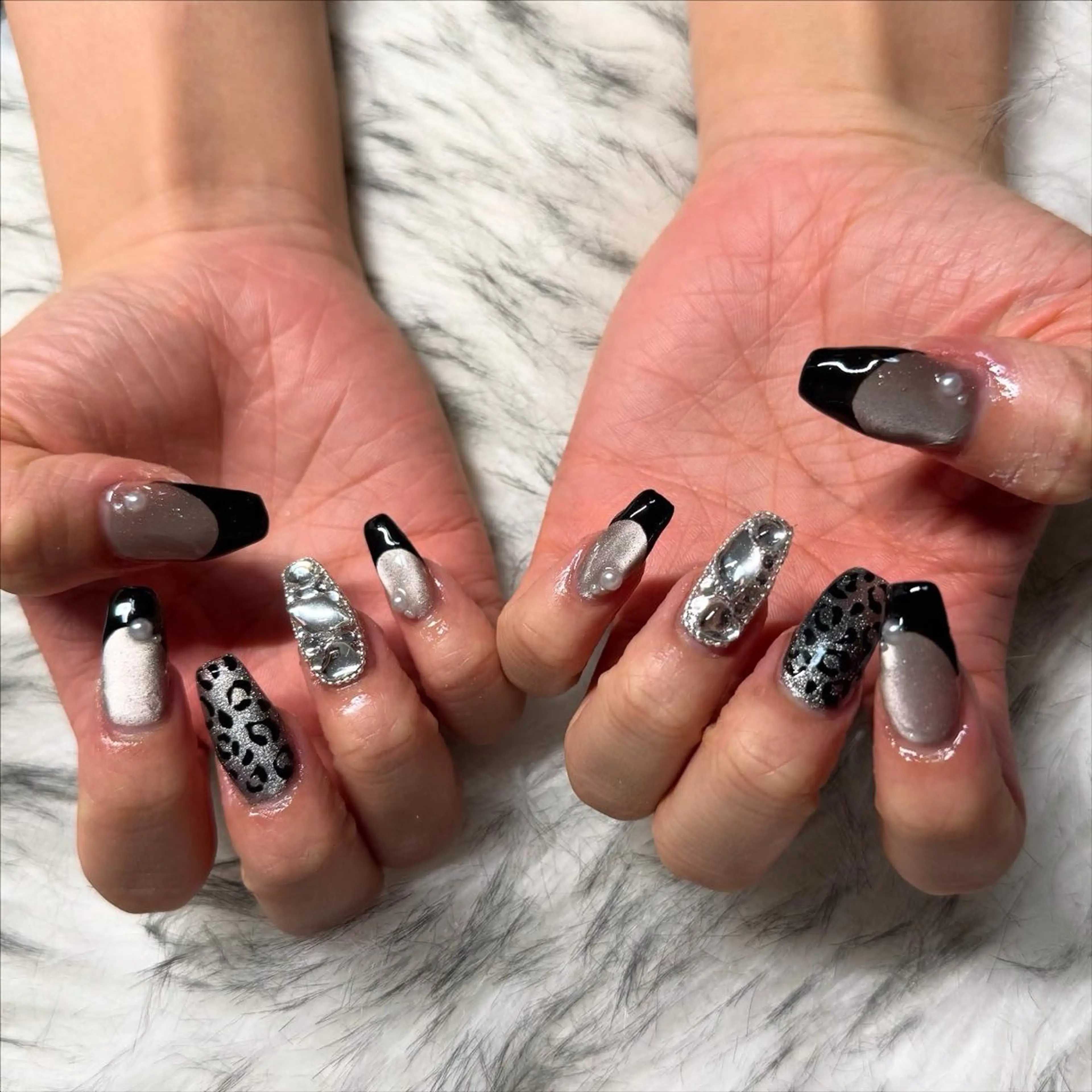 ロング ハンドネイル mao .のネイルデザイン