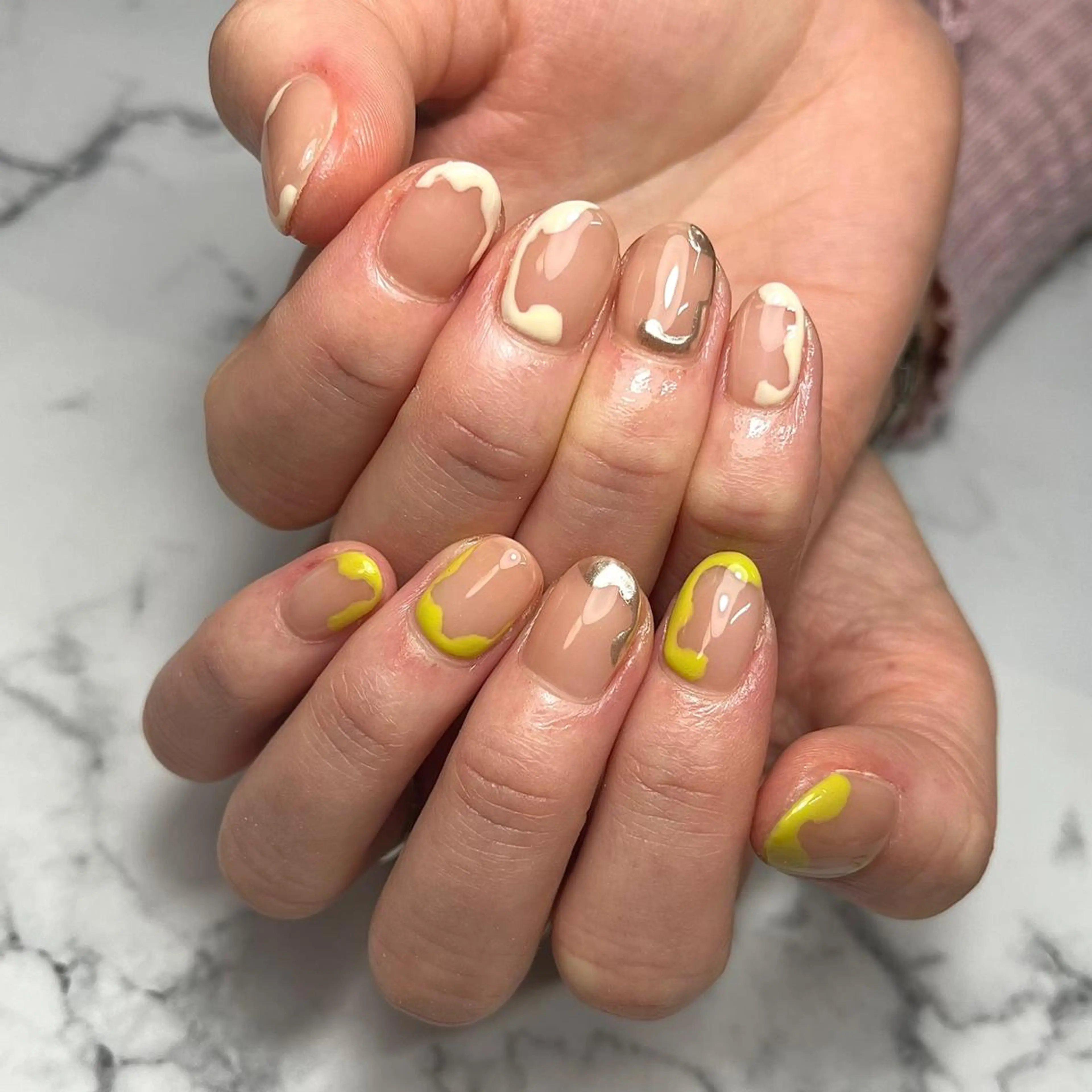 ネイル ジェルネイル ミラーネイル 持ち込み ニュアンスネイル オフィスネイル ハンドネイル NAIL NOWのネイルデザイン