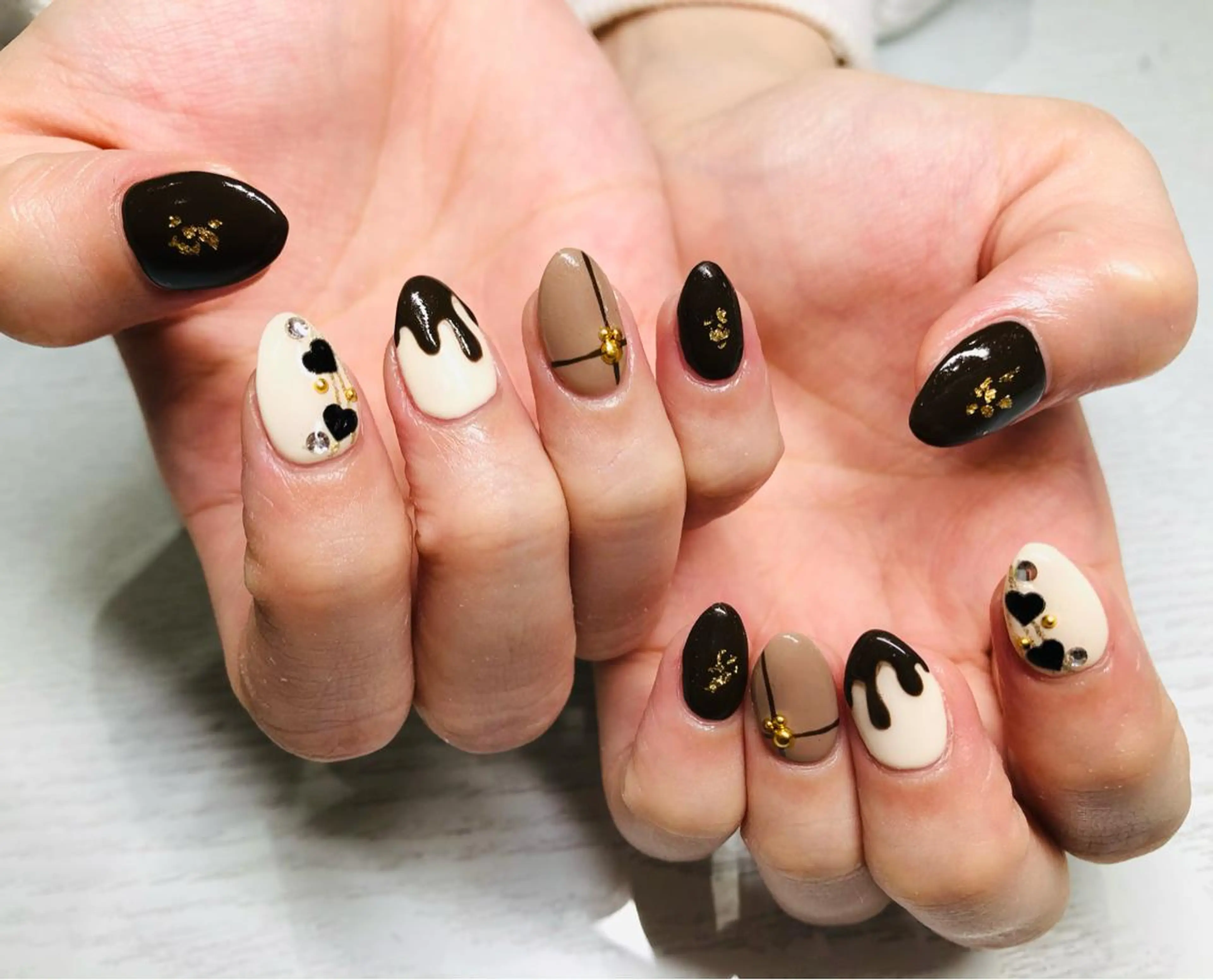 ネイル 持ち込み バレンタイン いちじゅう あおいのネイルデザイン