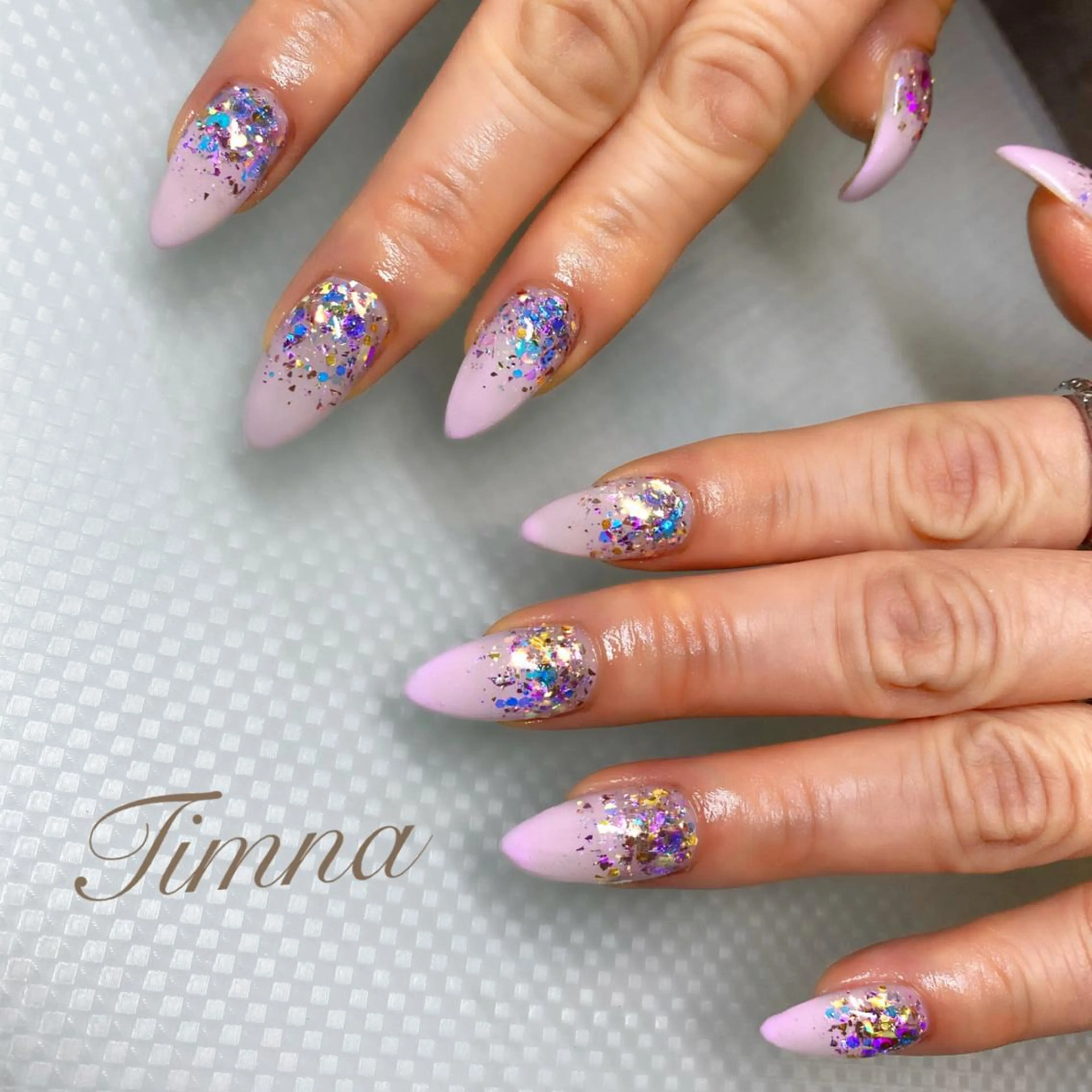 セミロング ハンドネイル NAILSALON 🍔Timna🍟のネイルデザイン