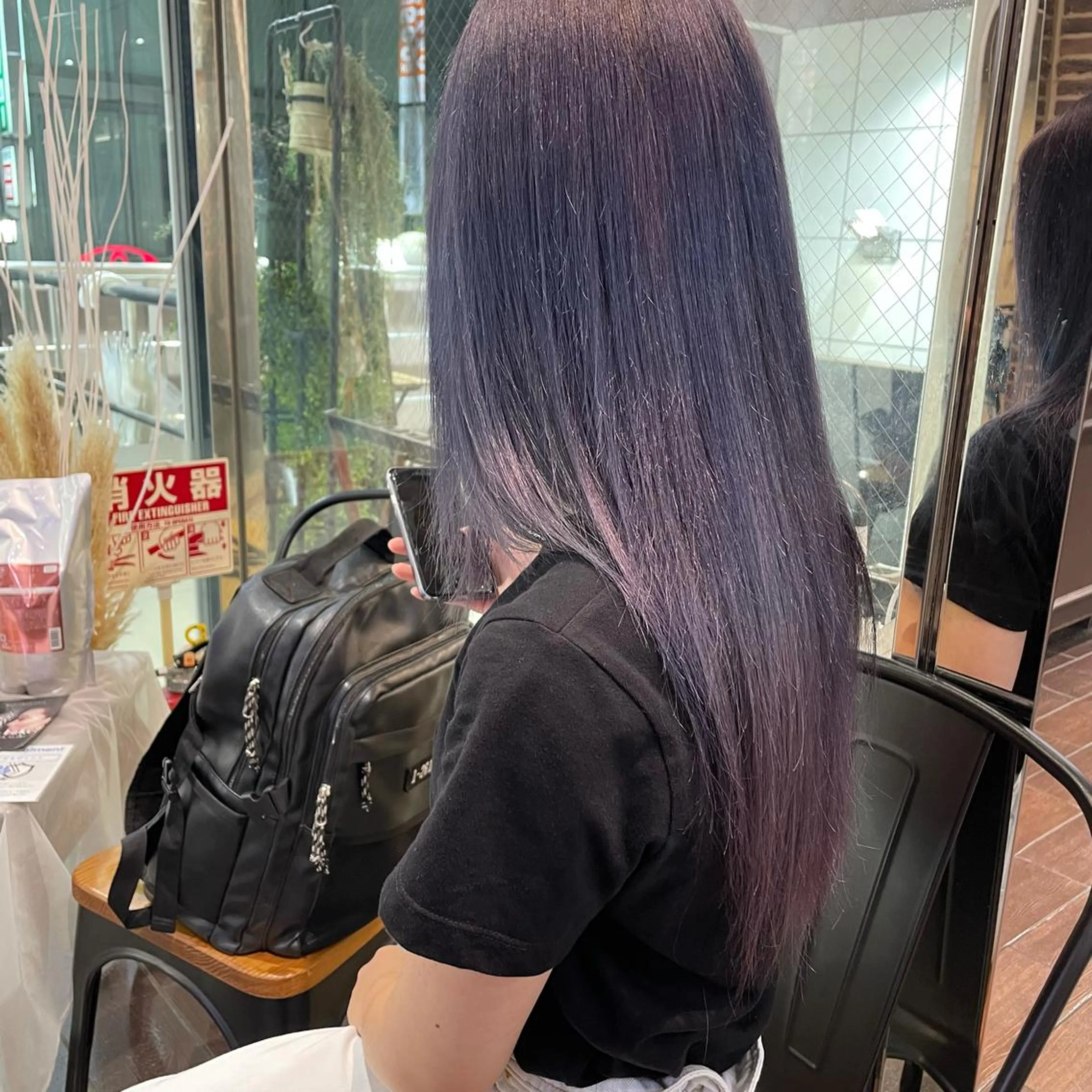 ロング カラー アッシュ パープルカラー パープルアッシュ aya/小顔レイヤー /柔らかカラーのヘアスタイル