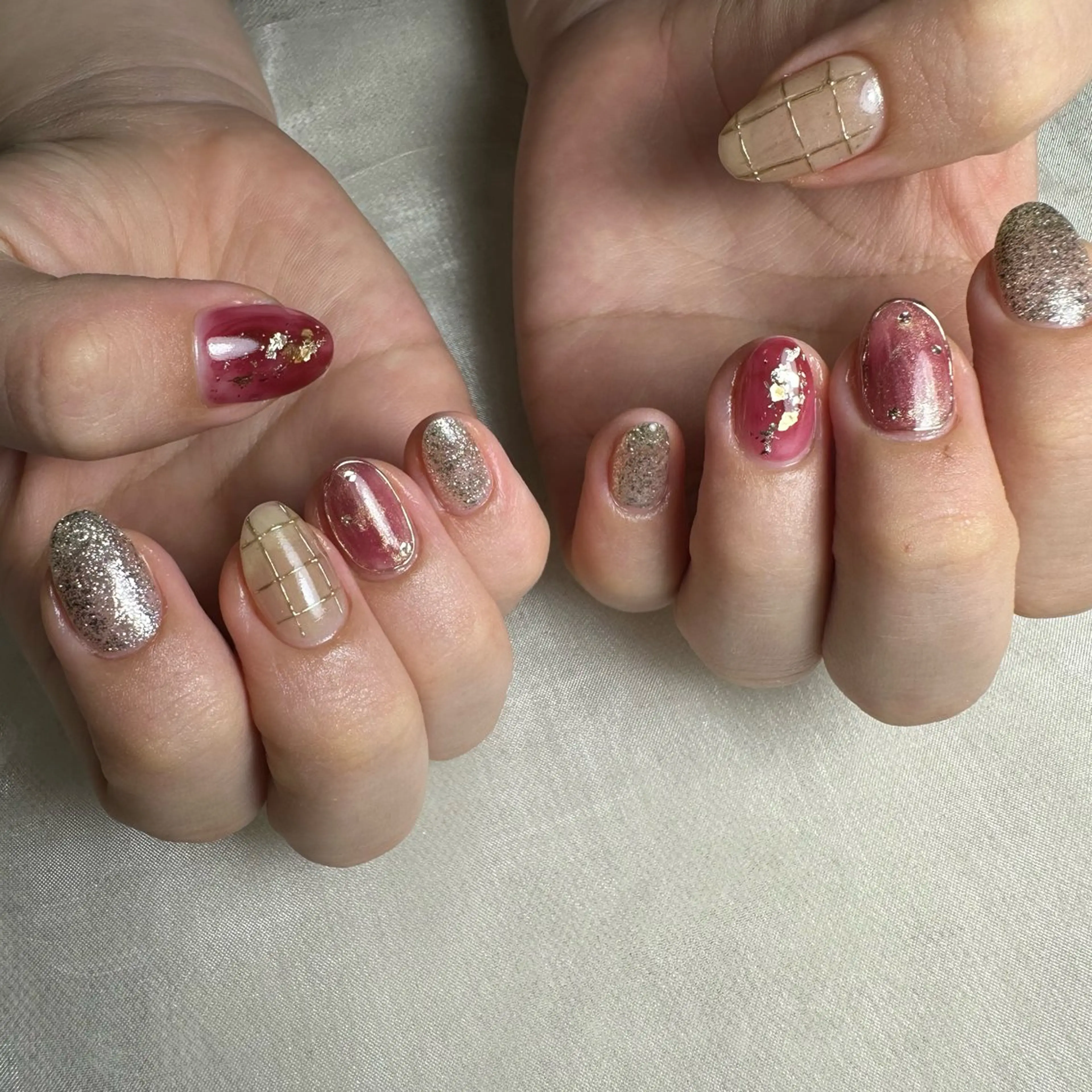 ネイル ハンドネイル repos~ルポ~所属・里見 麗のネイルデザイン