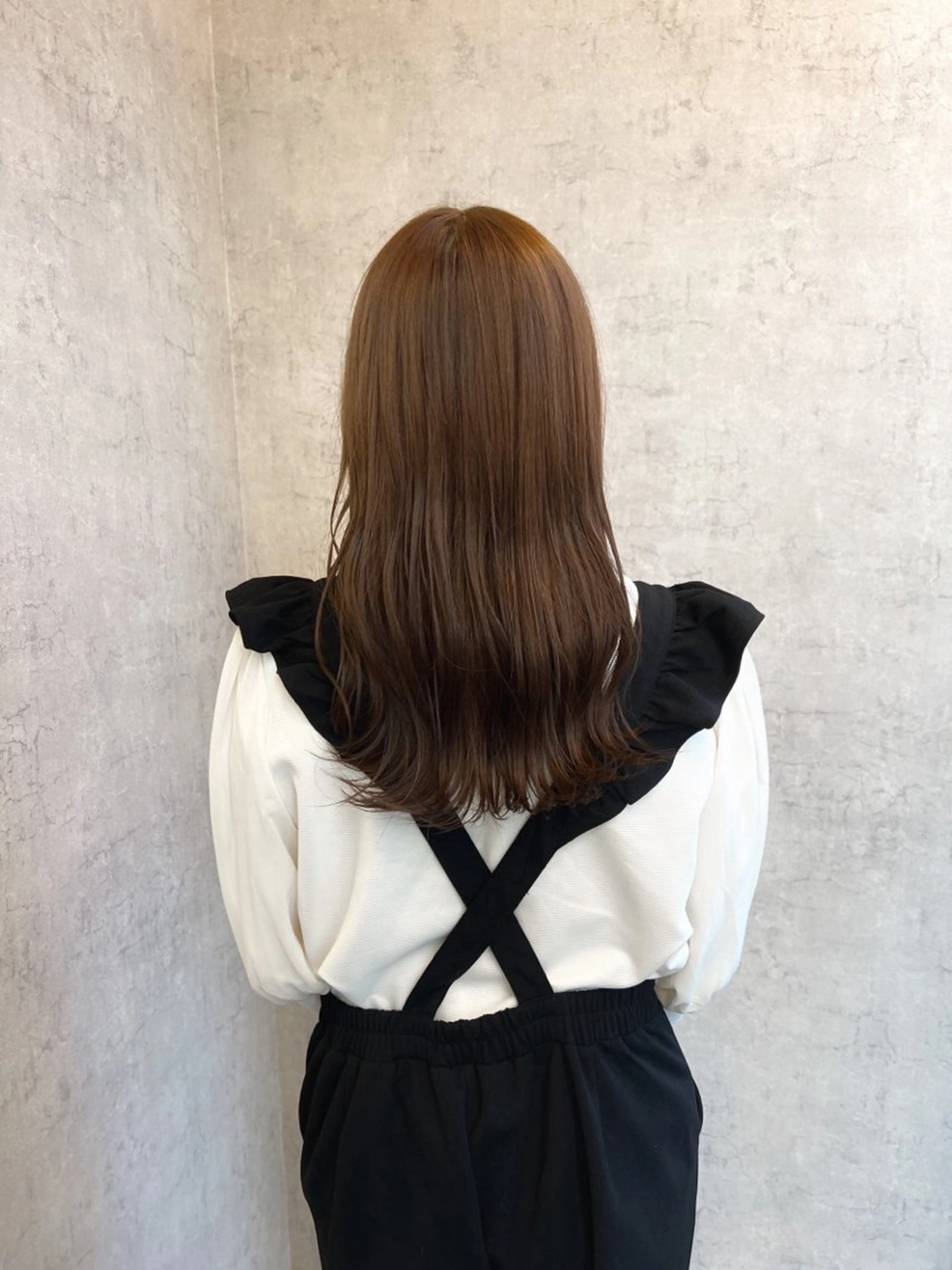 カラー 鈴木 春衣のヘアスタイル