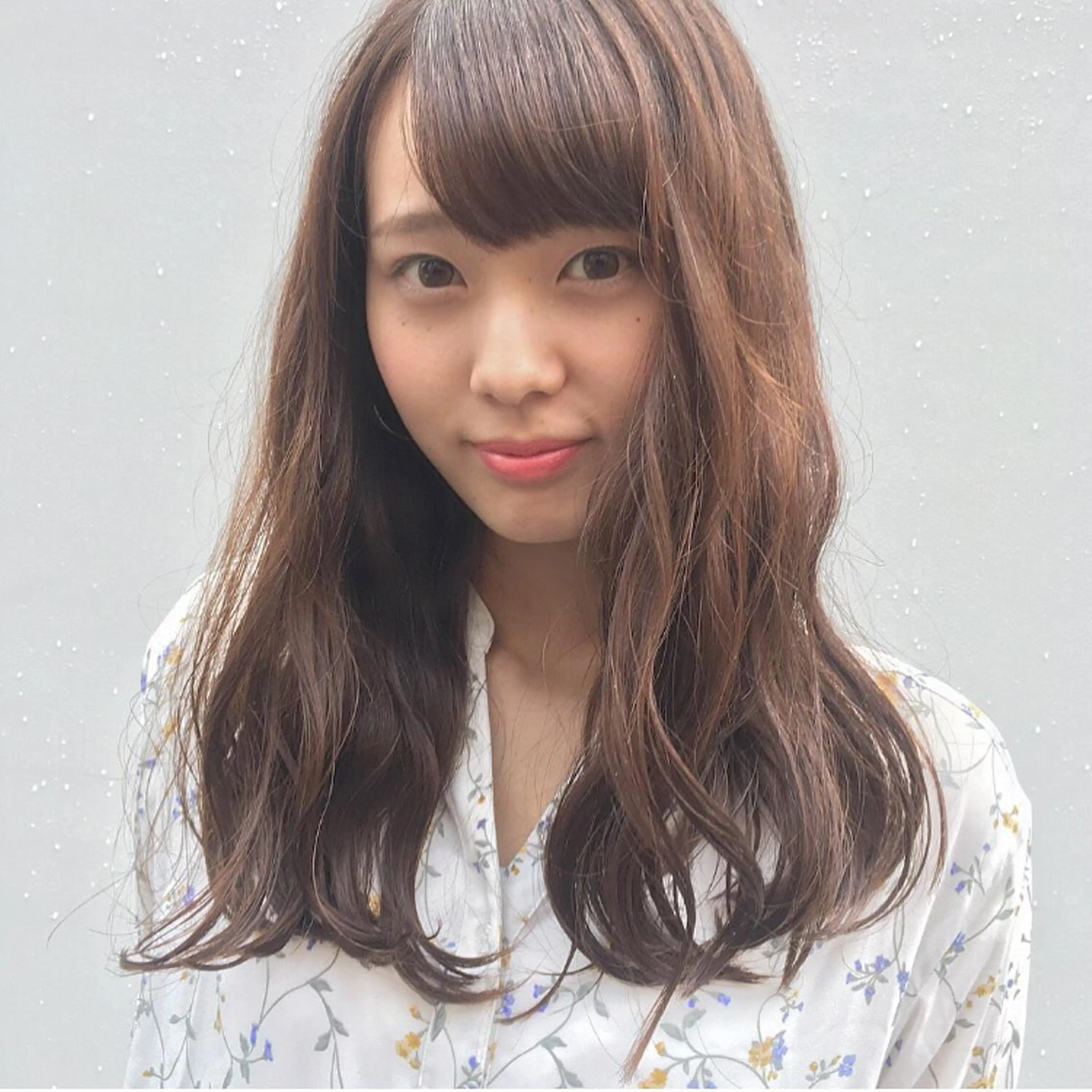 ロング カラー パーマ ヘアアレンジ 八巻 晴香のヘアスタイル