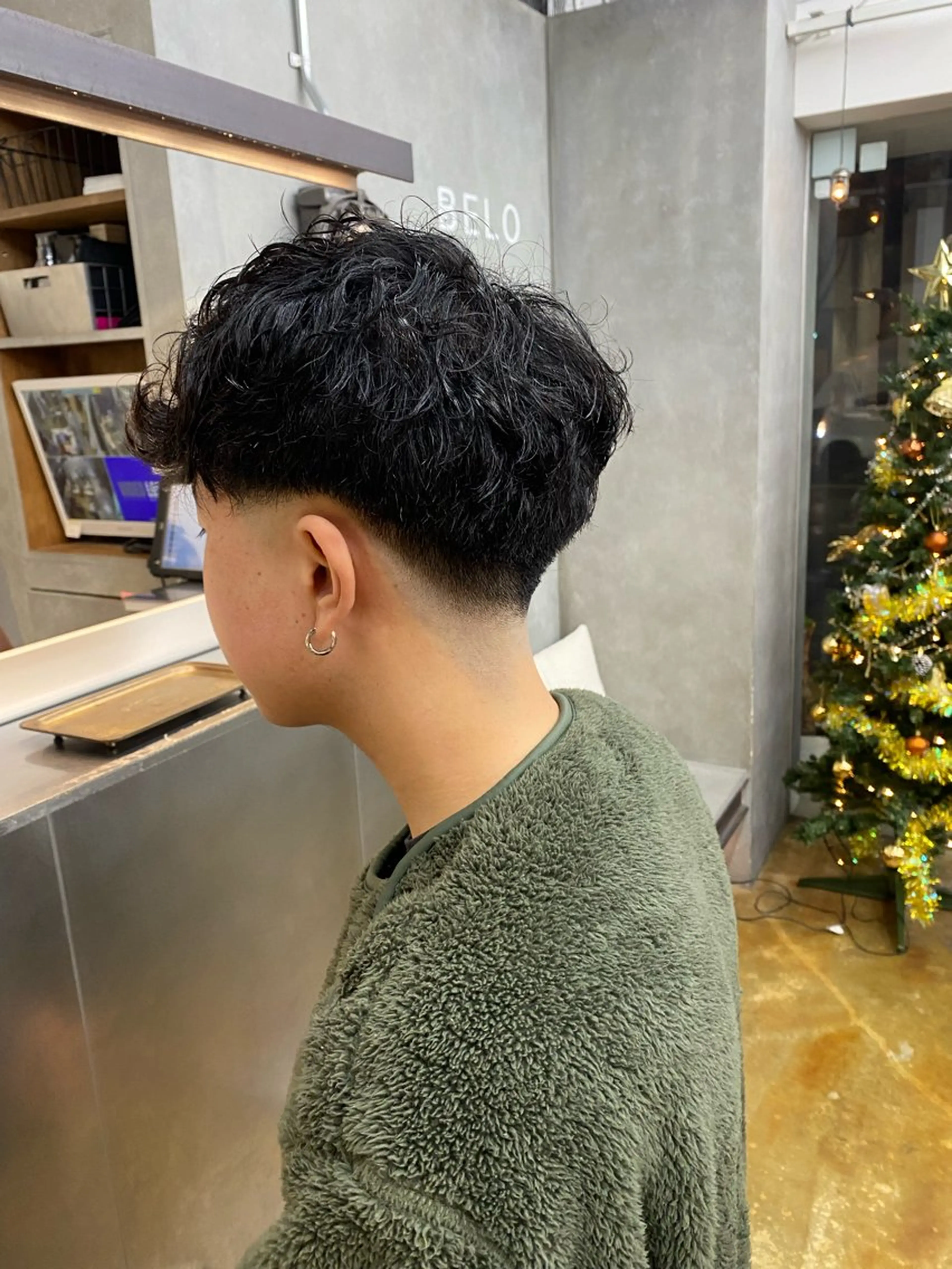 ショート パーマ メンズ フェードカット マッシュ メンズパーマ スキンフェード スペインカール BELO/ yuzuのヘアスタイル