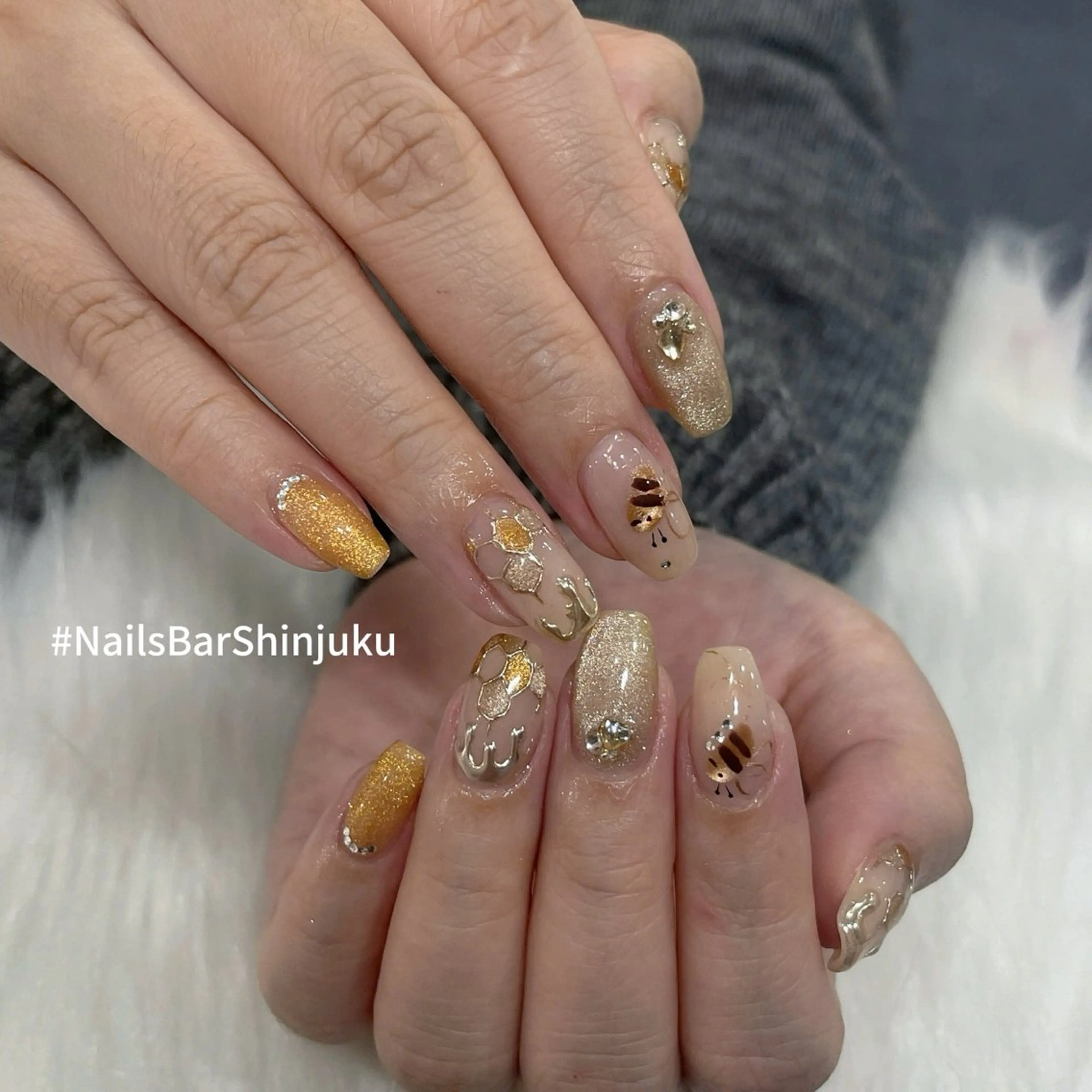 ネイル ボルドー ブラウン チークネイル ドット フットネイル ハンドネイル NAILS BAR SHINJUKUのネイルデザイン