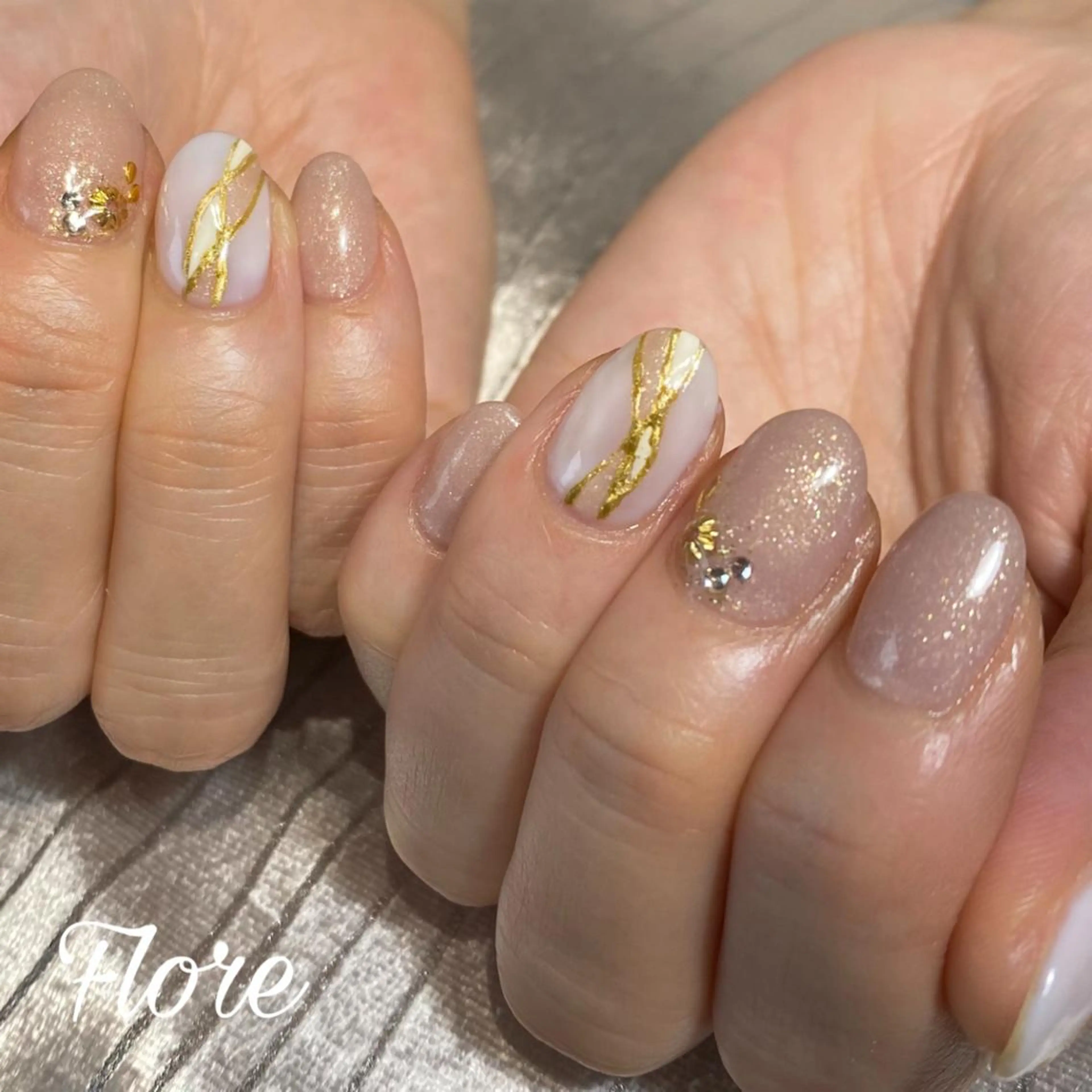 ネイル Flore (フロール)の眉毛・アイブロウイメージ