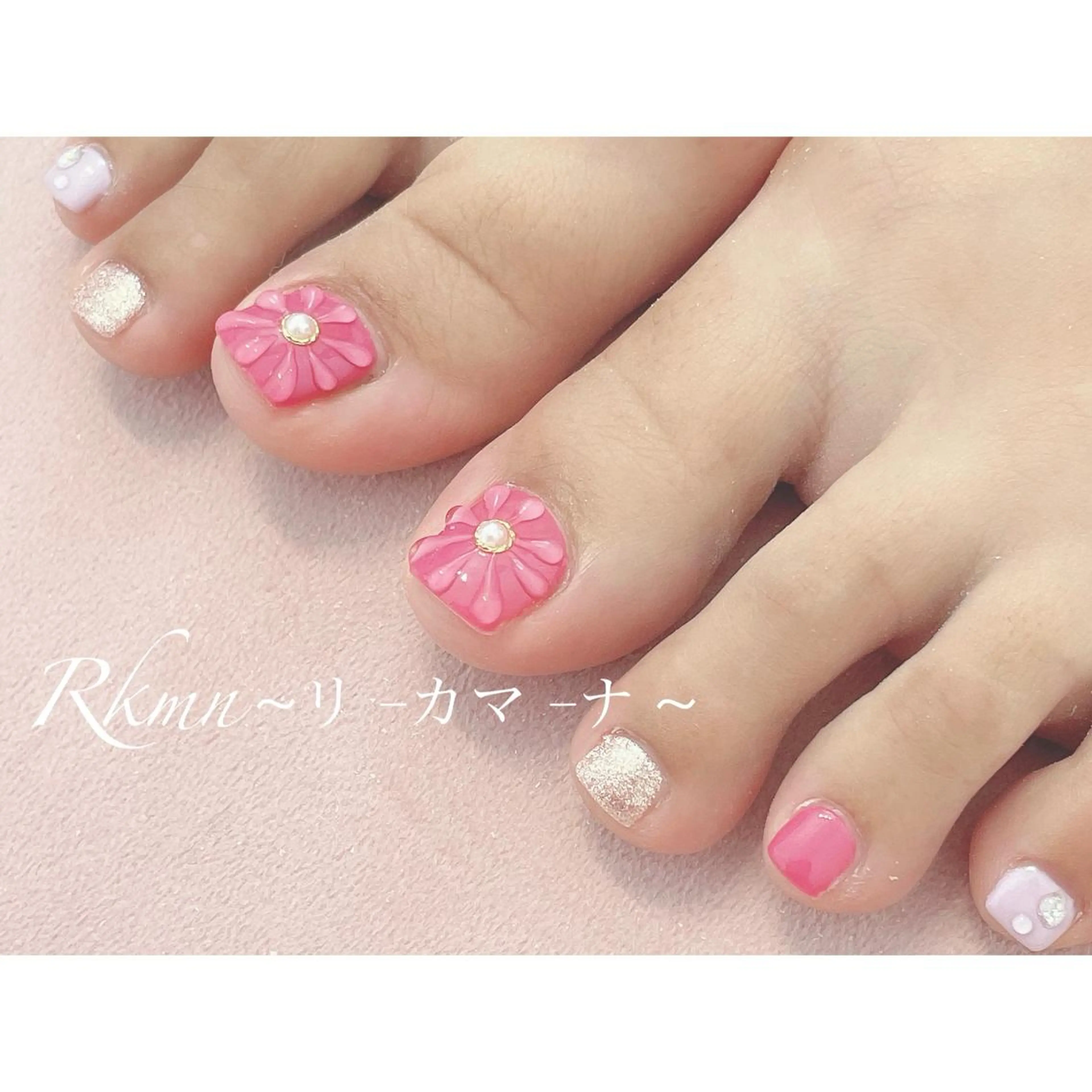 ネイル アートネイル フラワーネイル フレンチネイル ジェルネイル グラデーション ハンドネイル フットネイル ハンドケア Rkmn ~リ-カマ-ナ~のネイルデザイン