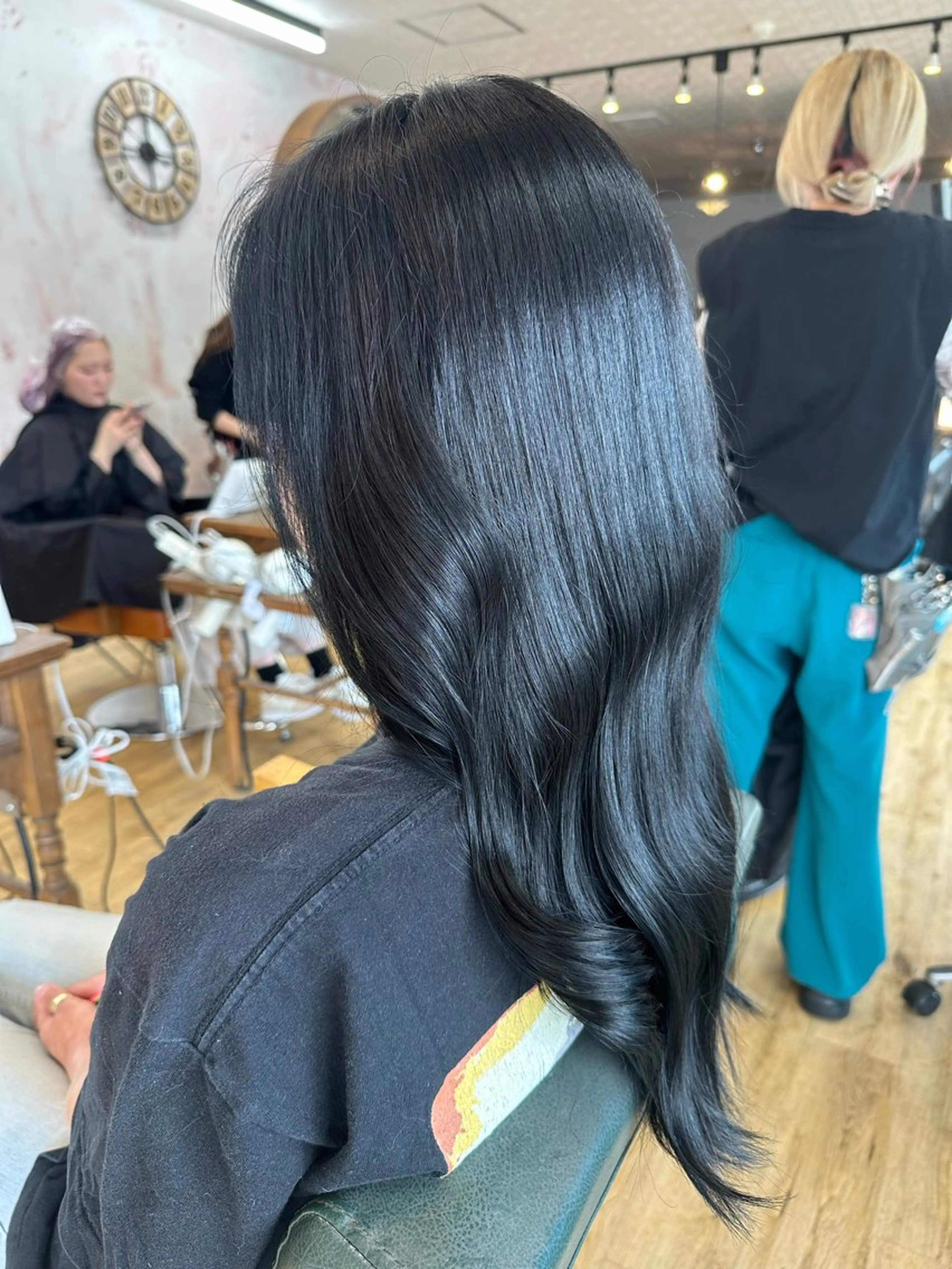 ロング カラー ヘアカラー トリートメント 荻野 翔太朗のヘアスタイル