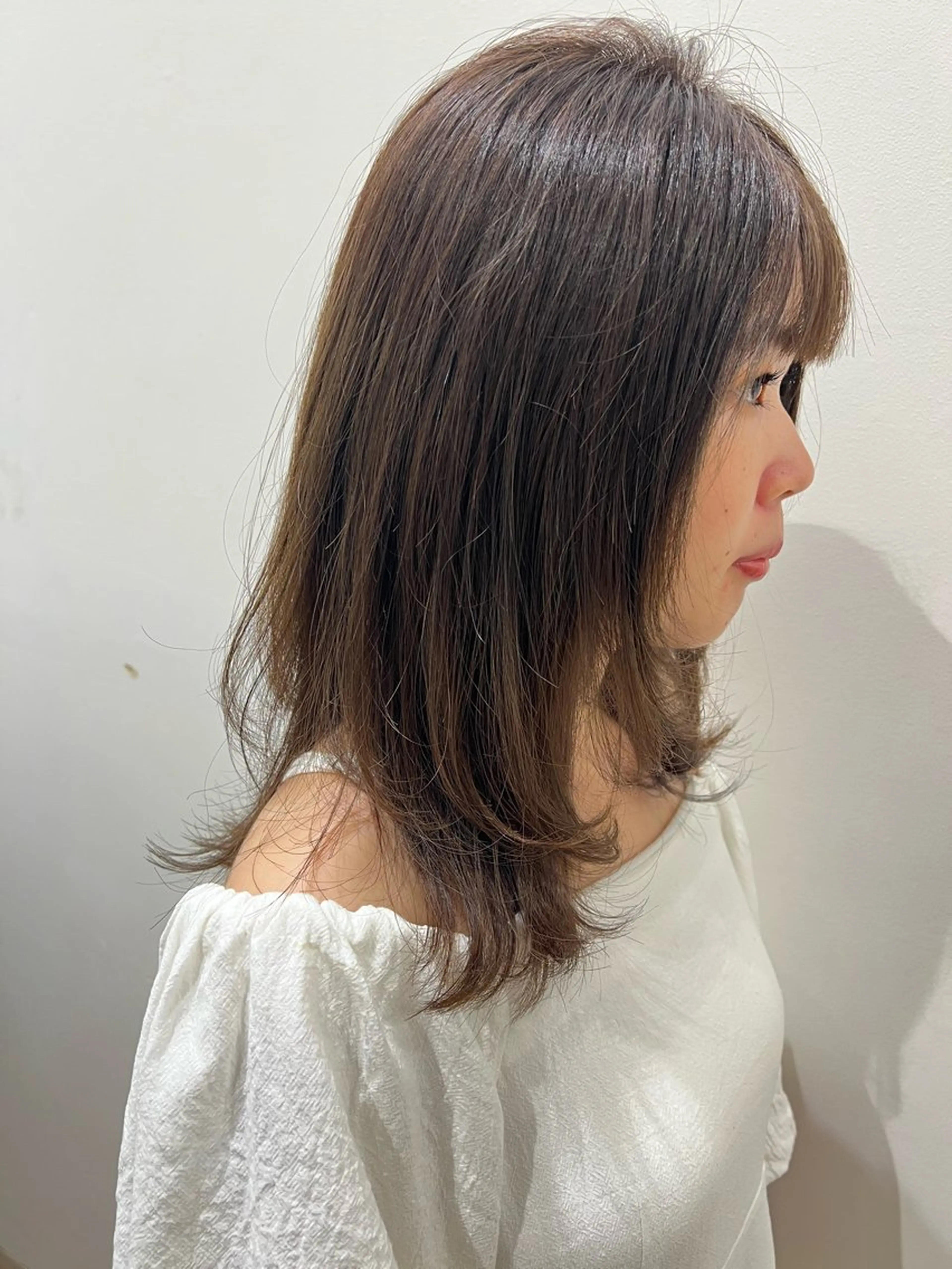 カラー たかはし あかりのヘアスタイル