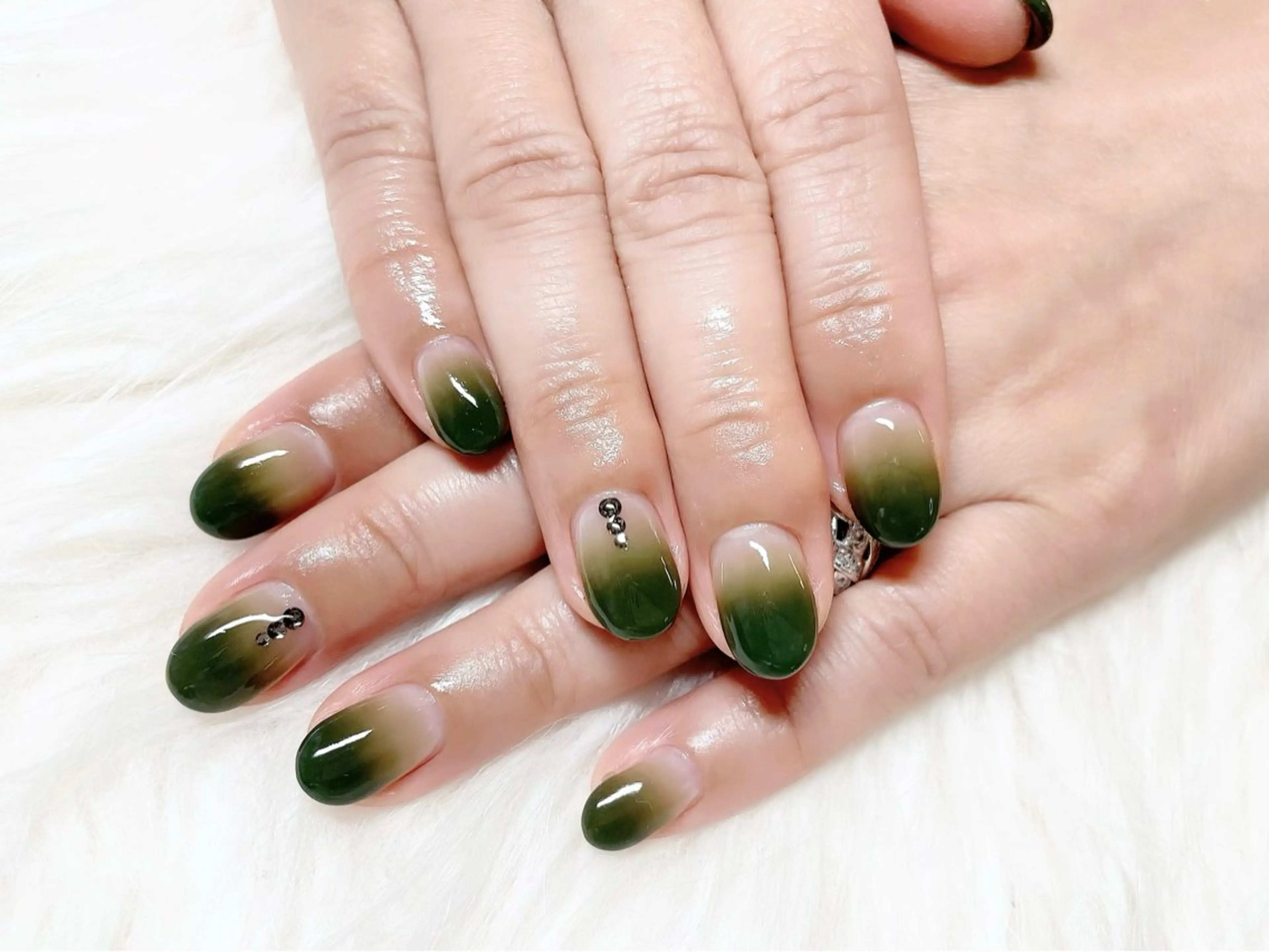 ネイル Viseo《6週間 長持ちパラジェル》のネイルデザイン