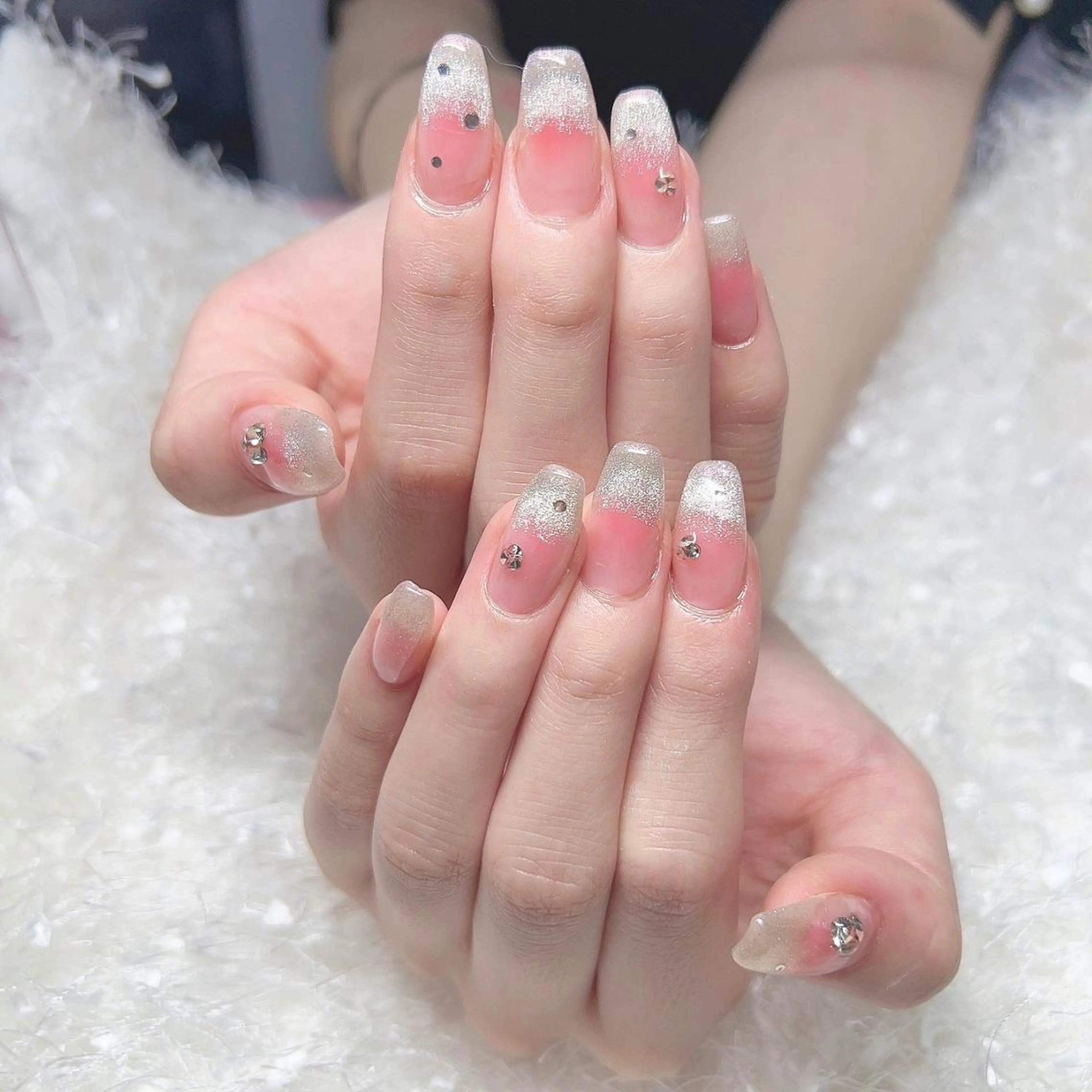 ネイル 長さ出し フレンチネイル ジェルネイル グラデーション 韓国ネイル ハンドネイル Nail&eye Belire 新宿のネイルデザイン