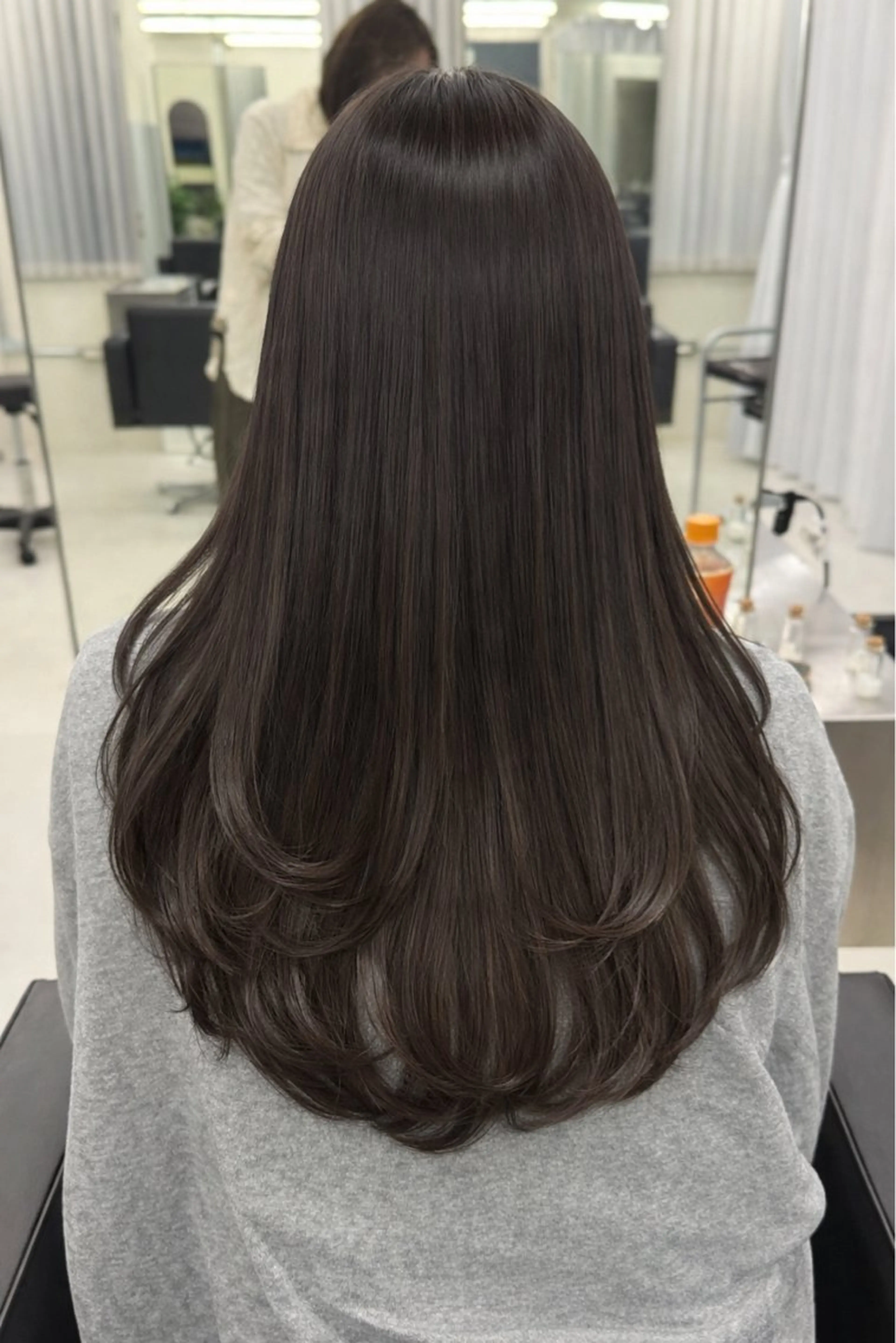 ロング カラー カット ヘアカラー トリートメント 表参道/赤み無し 透明感 colorのヘアスタイル