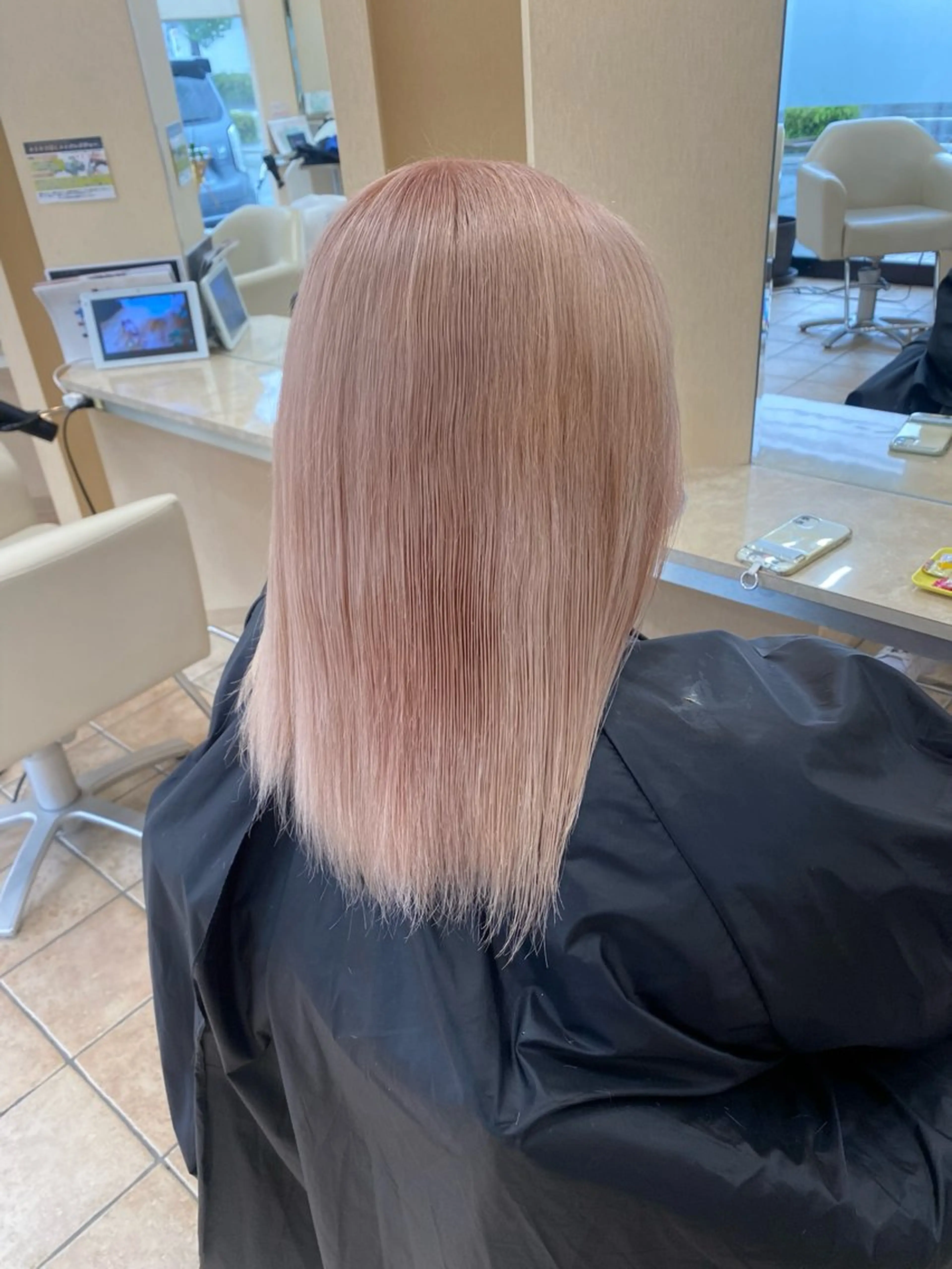 セミロング ヘアカラー トリートメント 🇰🇷韓国風顔周り NANAMI🇰🇷のヘアスタイル