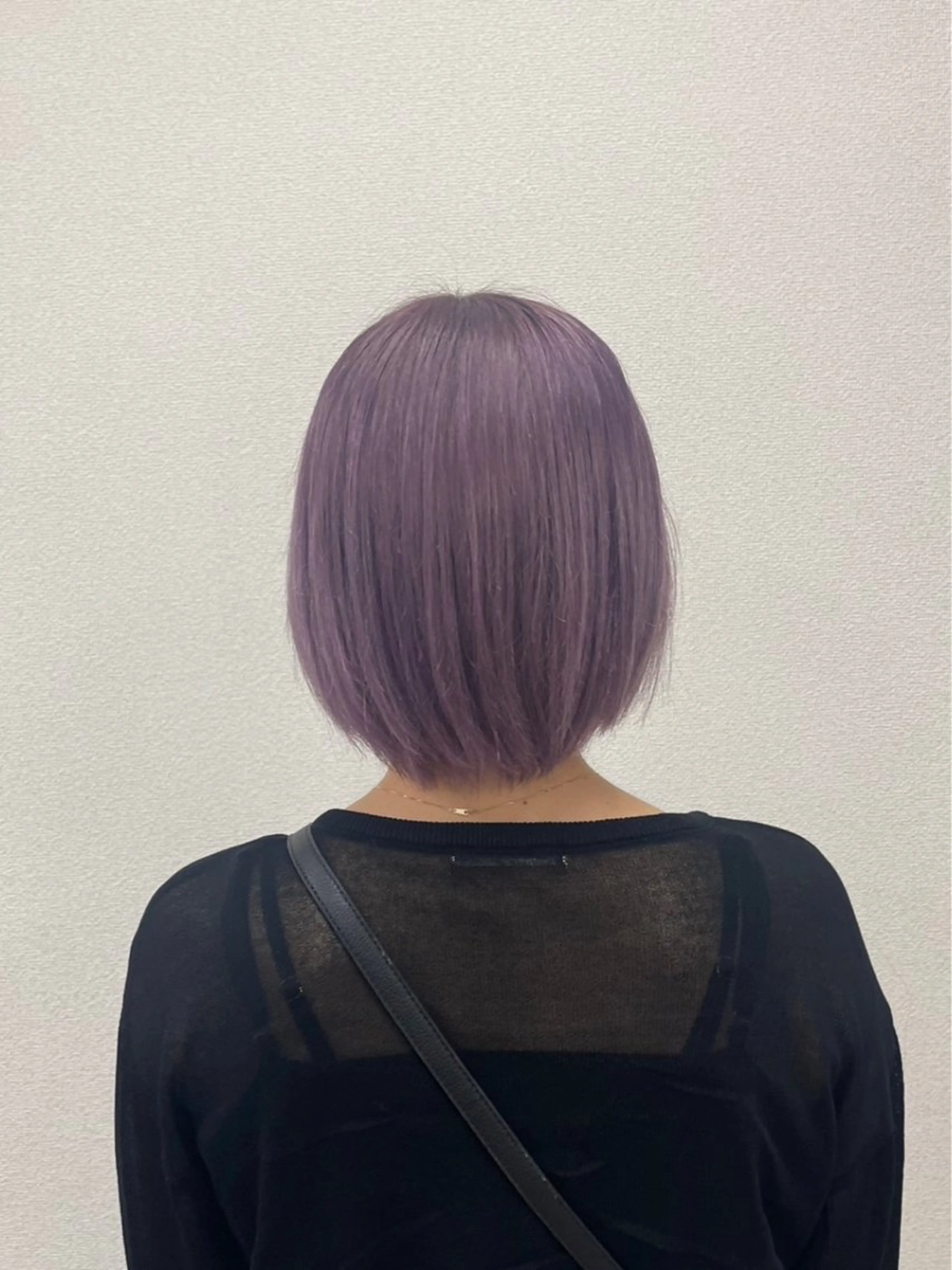 ショート カラー ブリーチ ハイトーンカラー 樋口 花穂のヘアスタイル