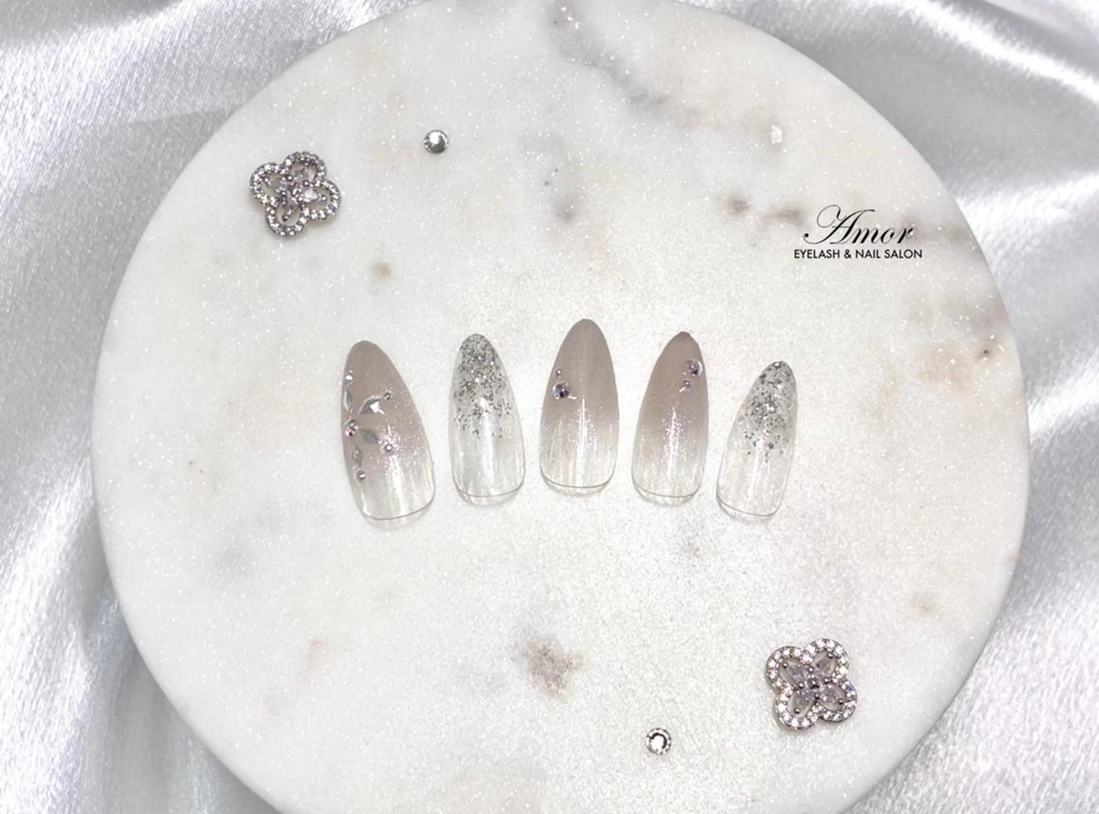 ネイル ハンドネイル Nailist Amoのネイルデザイン