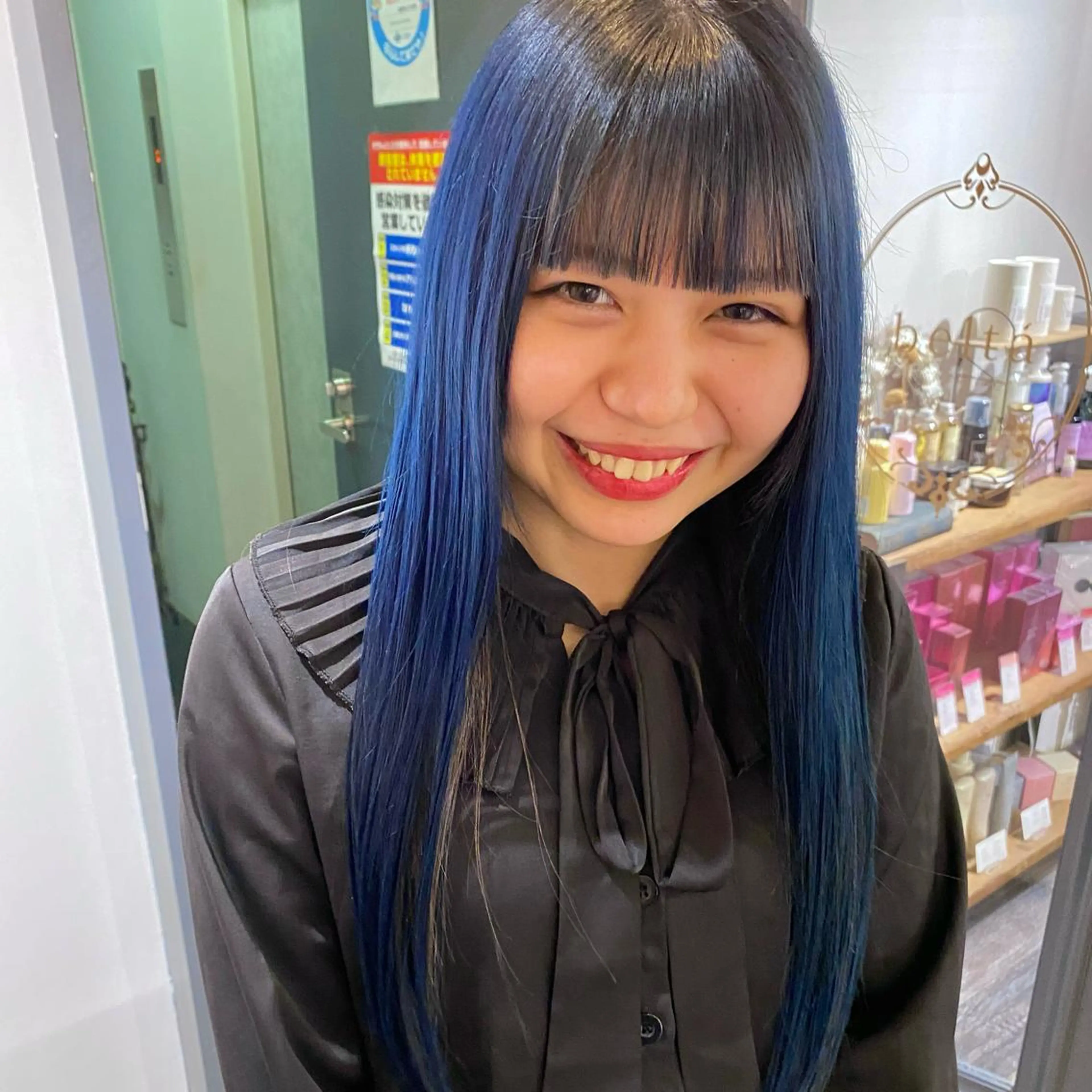 ロング カラー カット ヘアカラー トリートメント 梅田ハイトーン チダ ヒナノのヘアスタイル