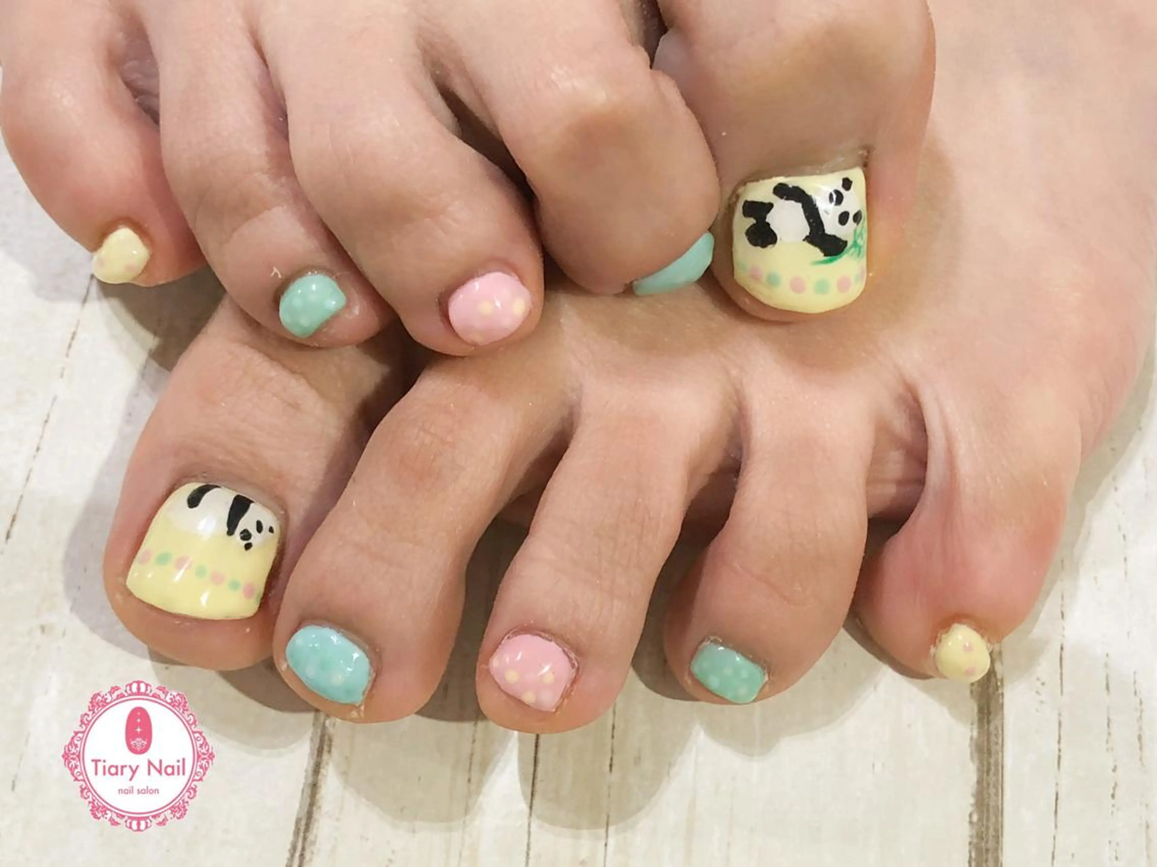 ネイル tiarynail K Kのネイルデザイン